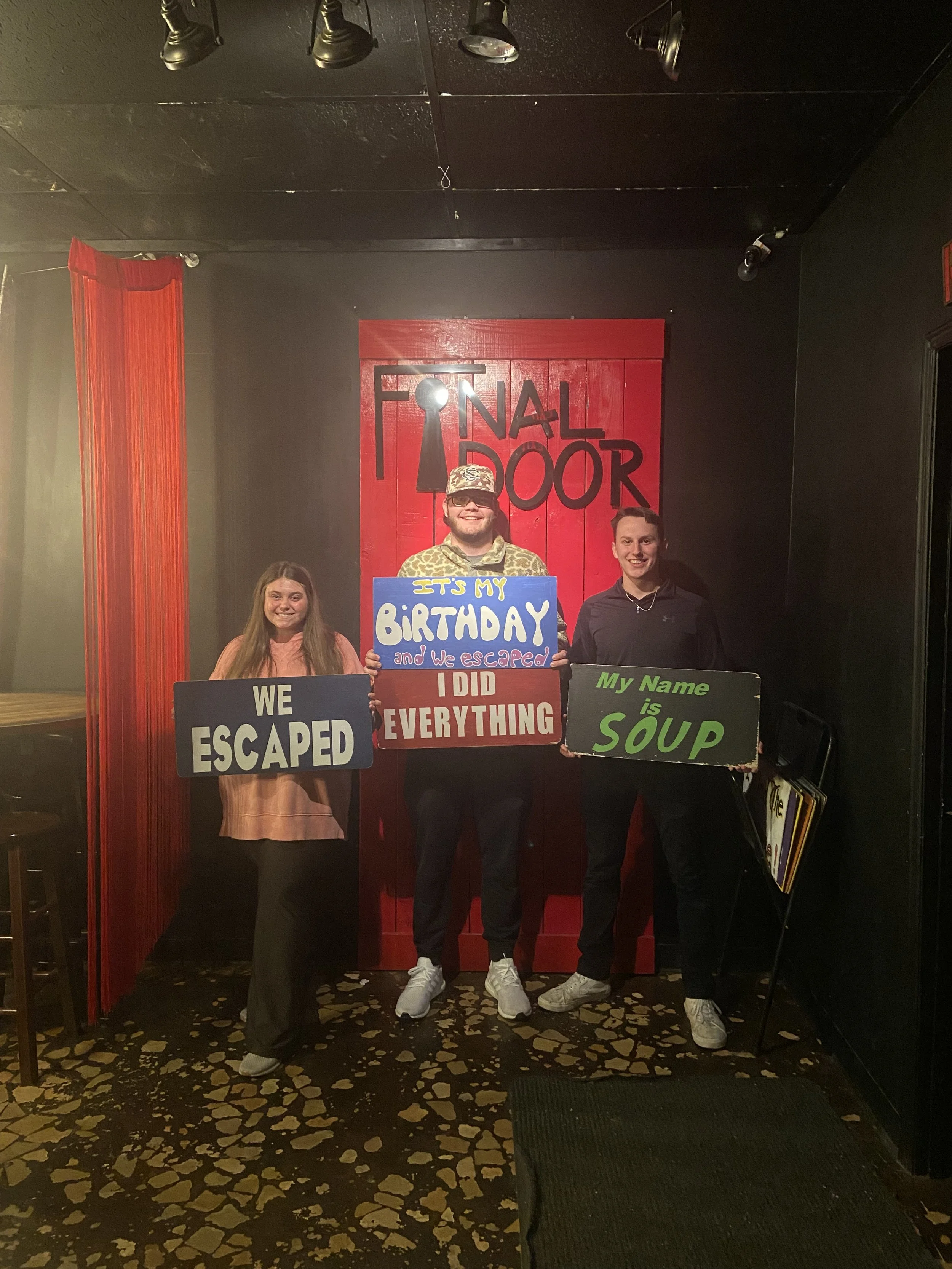 the-final-door-escape-room-columbia-sc-team-photos-3-3-25(11).JPG