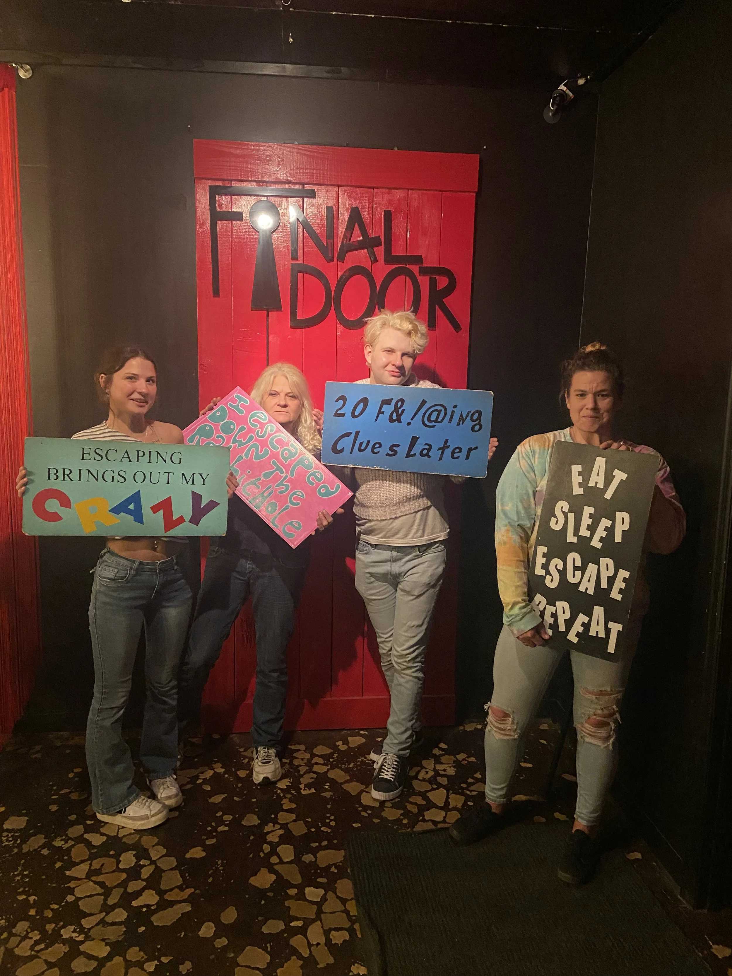 the-final-door-escape-room-columbia-sc-team-photos-3-6-25(1).JPG