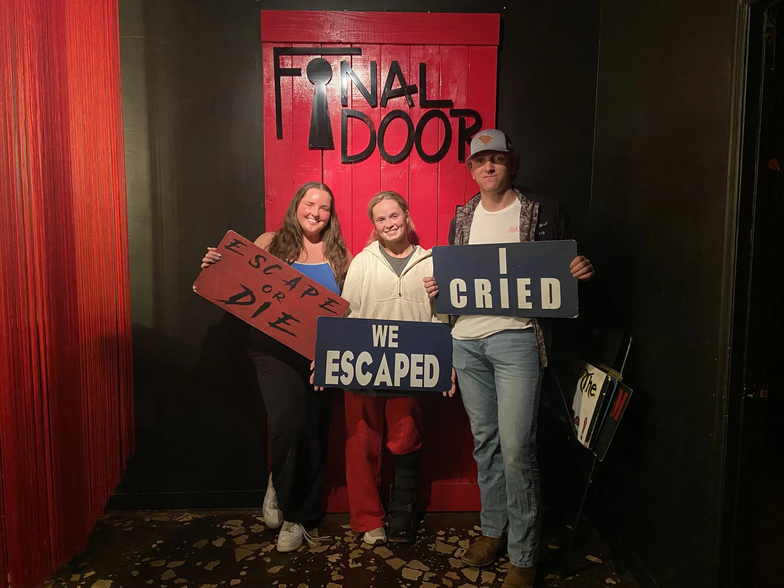 the-final-door-escape-room-columbia-sc-team-photos-3-10-25(10).JPG
