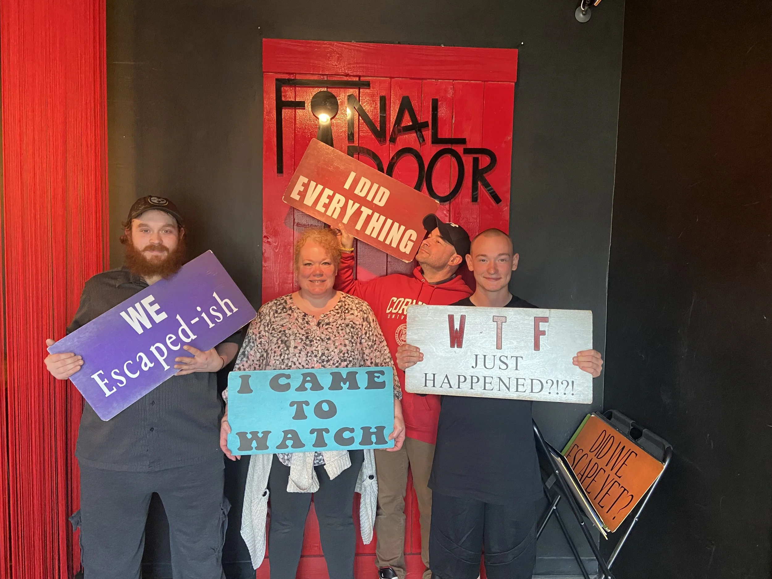 the-final-door-escape-room-columbia-sc-team-photos-3-20-25 (13).JPG
