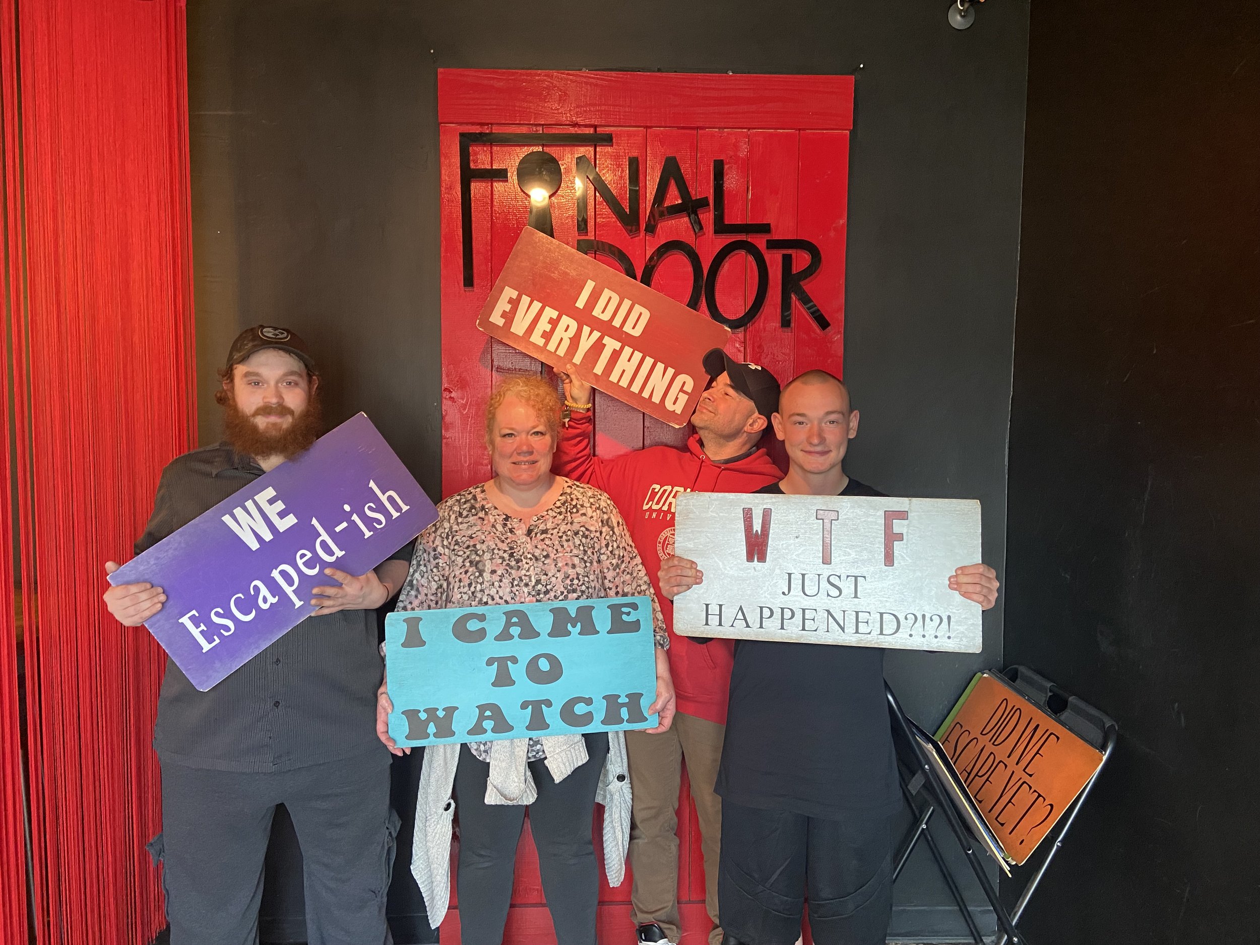the-final-door-escape-room-columbia-sc-team-photos-3-20-25 (15).JPG