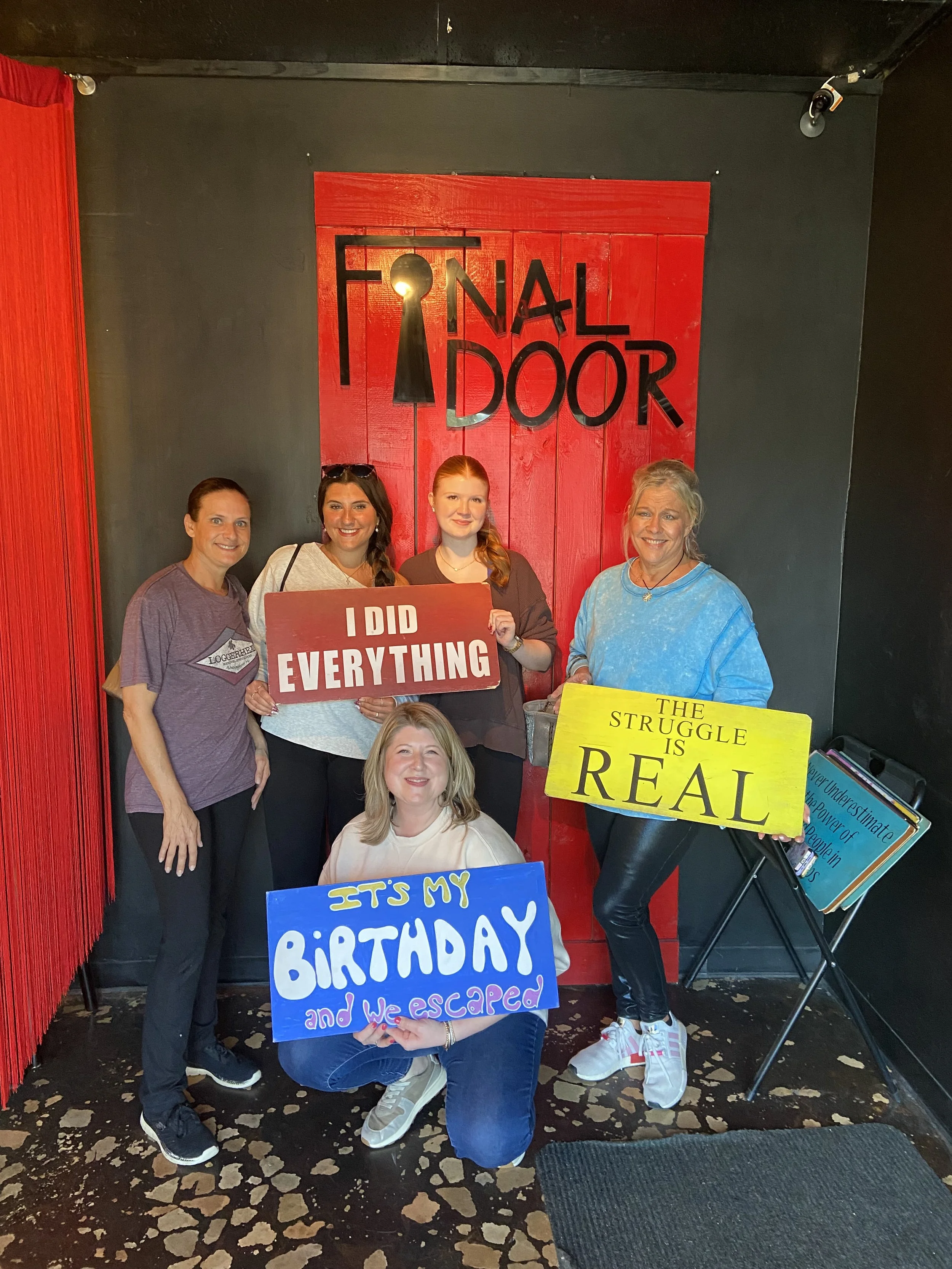 the-final-door-escape-room-columbia-sc-team-photos-3-23-25 (14).JPG