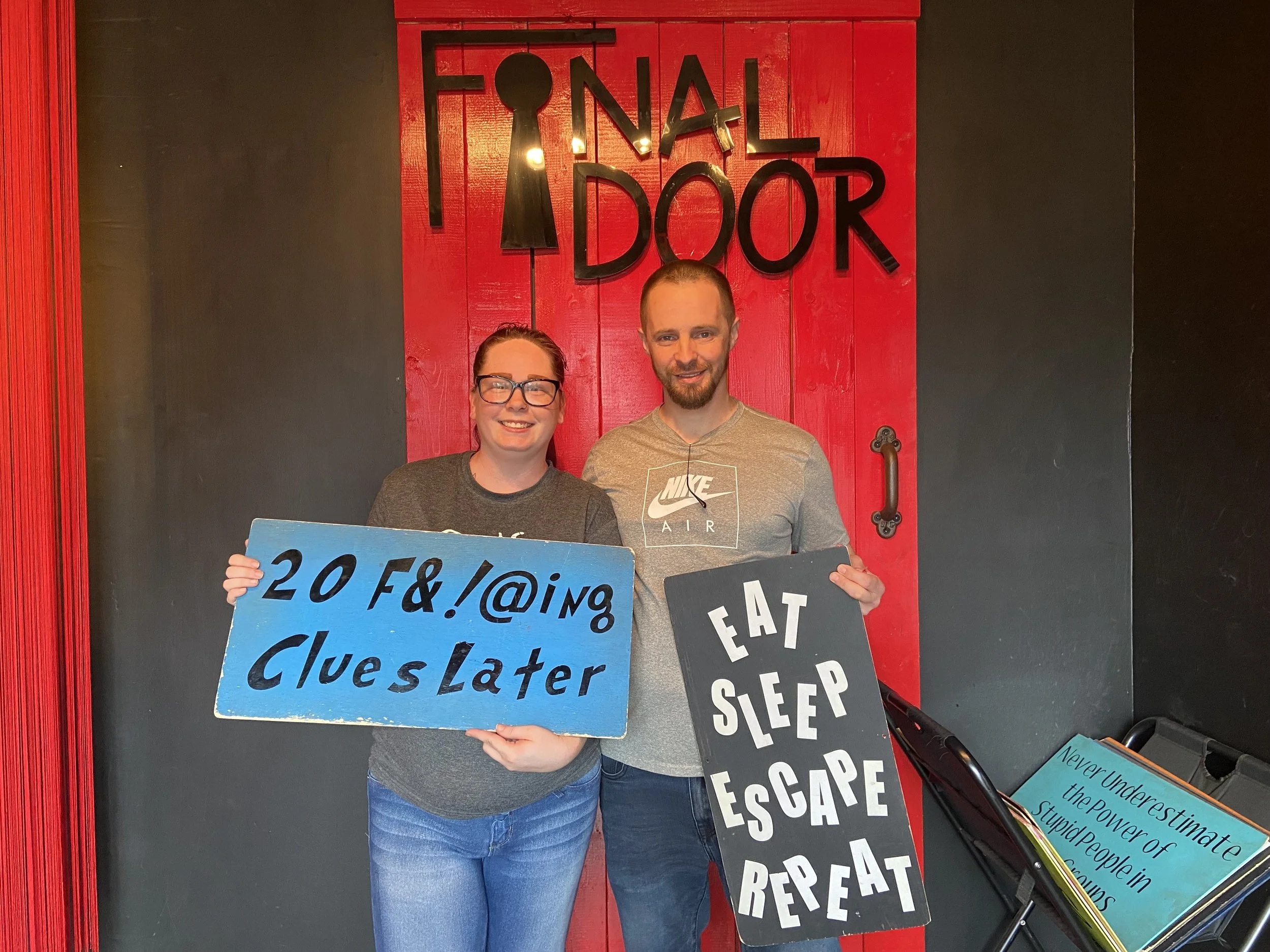 the-final-door-escape-room-columbia-sc-team-photos-3-30 -25 (10).JPG
