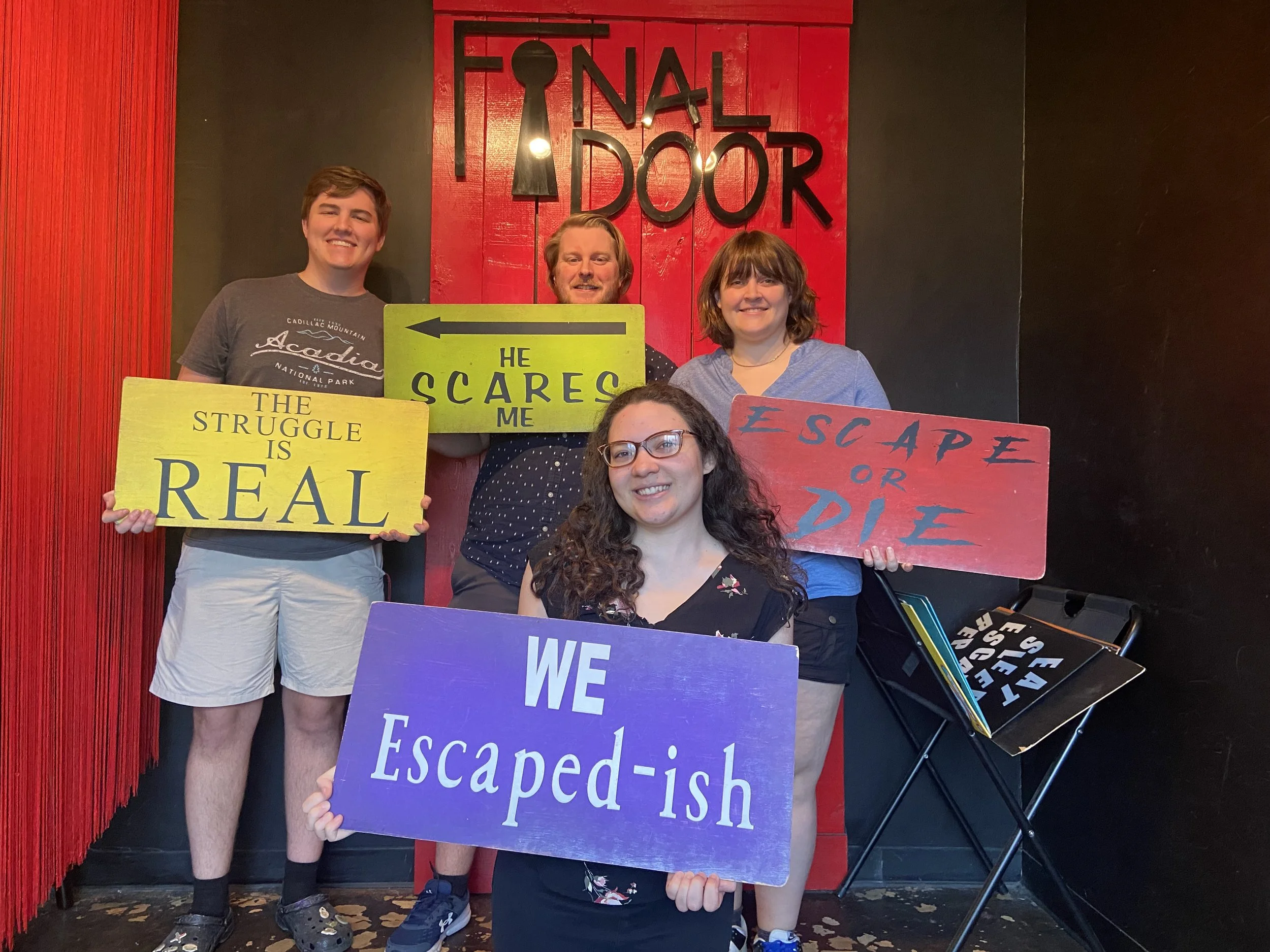 the-final-door-escape-room-columbia-sc-team-photos-3-30 -25 (14).JPG