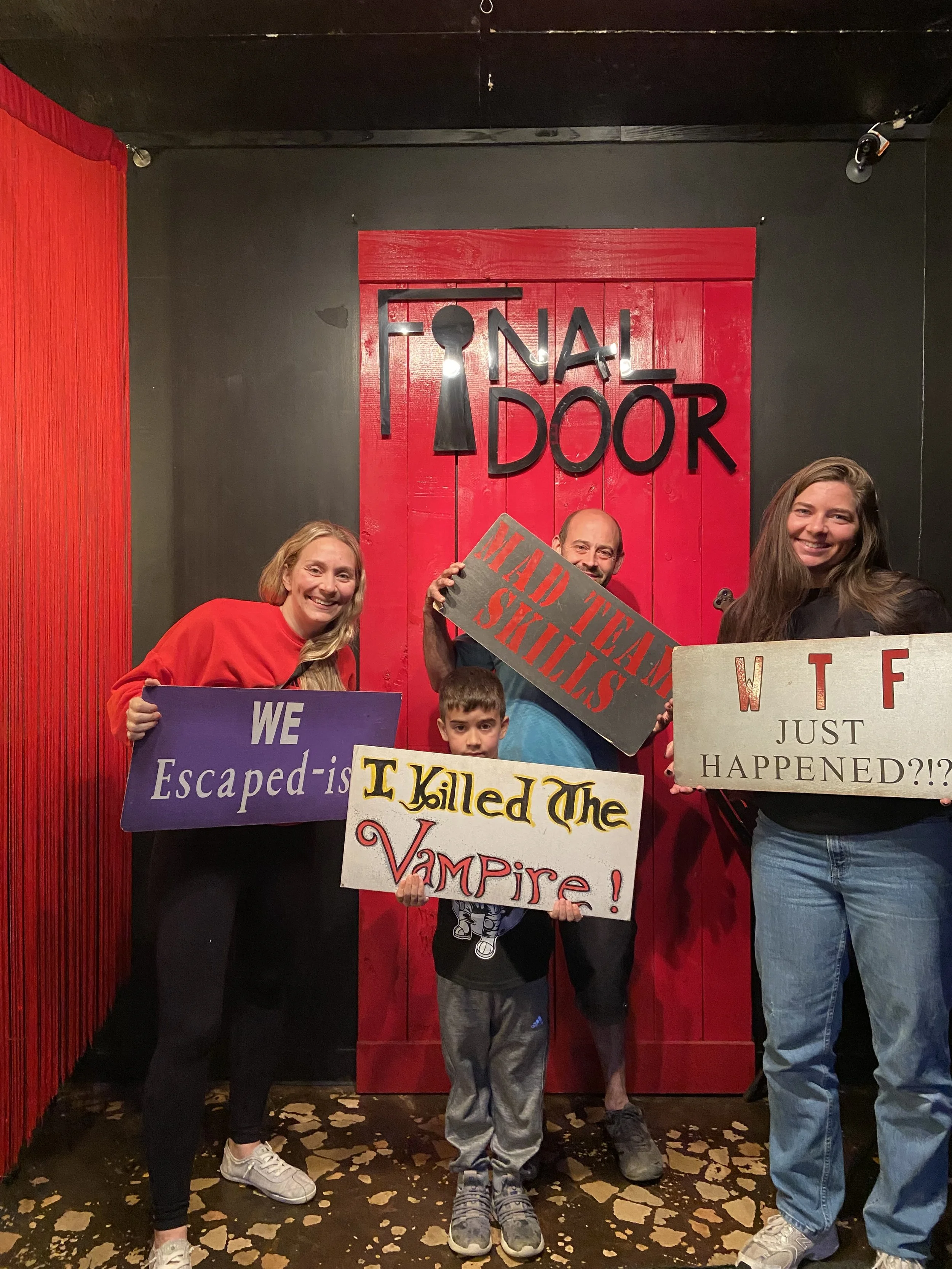 the-final-door-escape-room-columbia-sc-team-photos-3-30 -25 (17).JPG