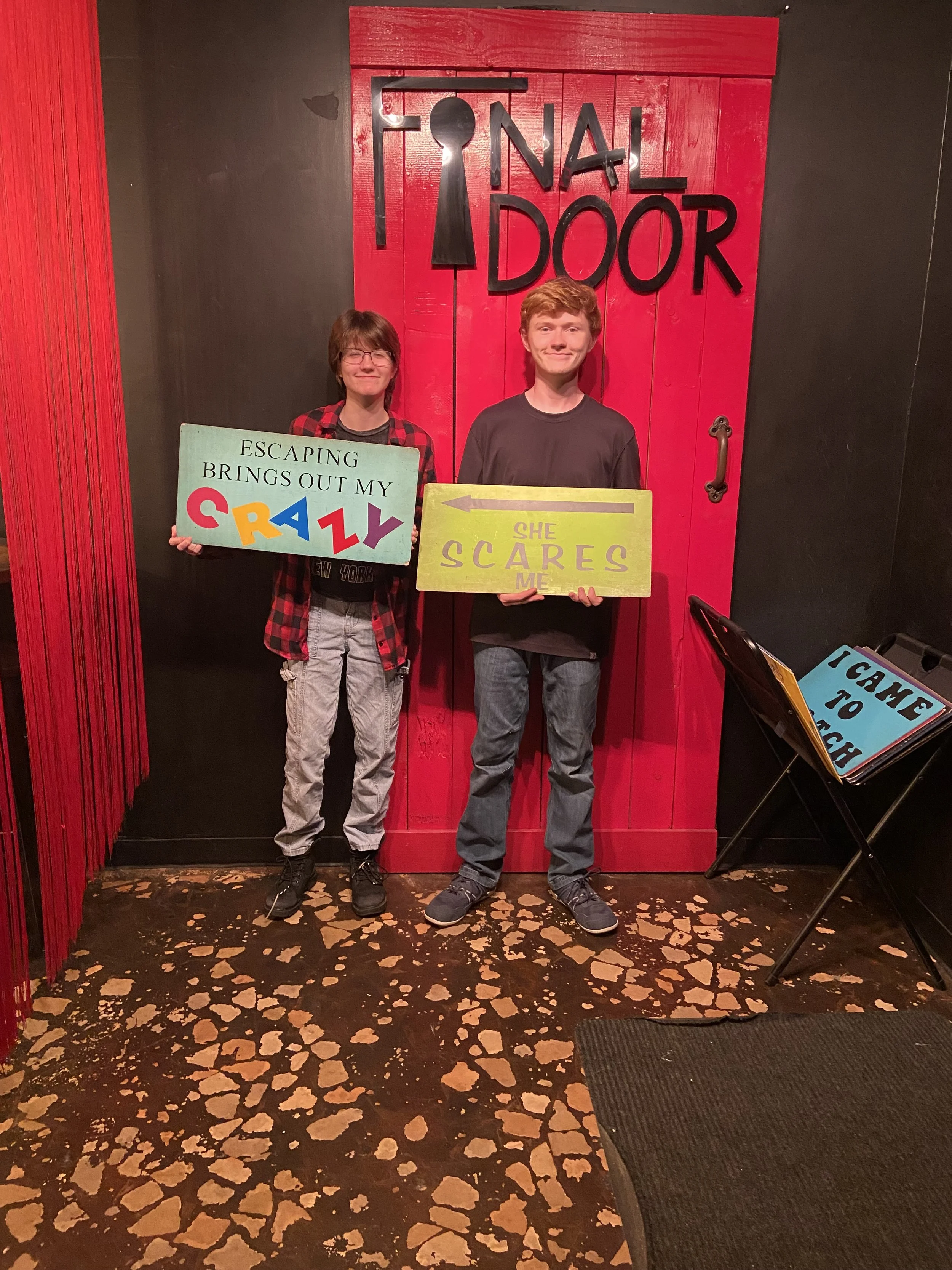 the-final-door-escape-room-columbia-sc-team-photos-3-30 -25 (18).JPG