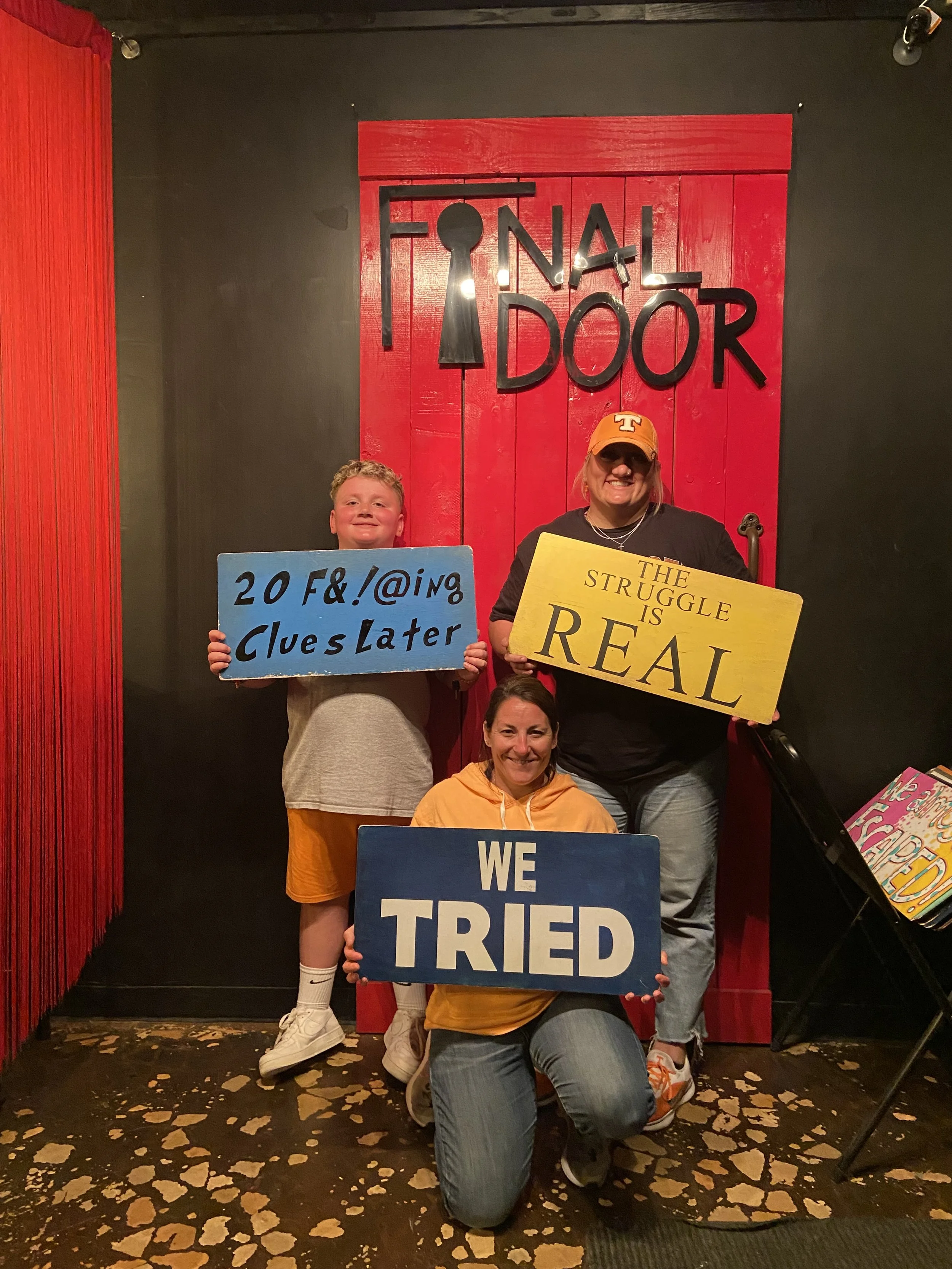 the-final-door-escape-room-columbia-sc-team-photos-3-30 -25 (19).JPG