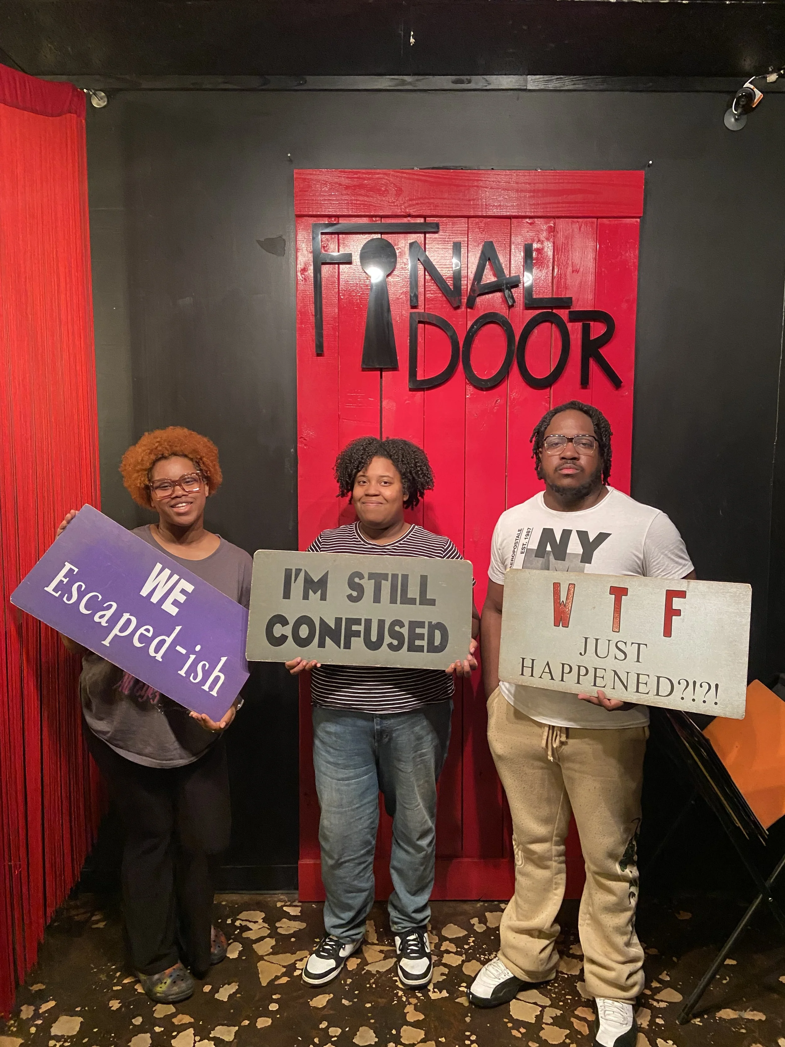 the-final-door-escape-room-columbia-sc-team-photos-3-30 -25 (20).JPG