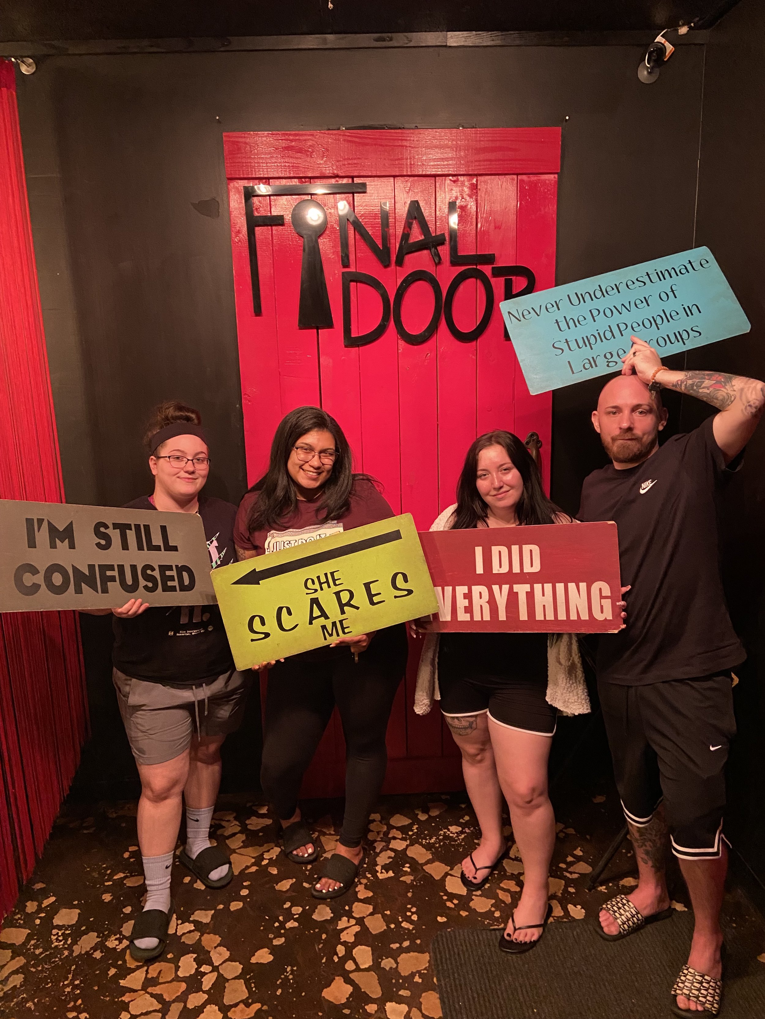 the-final-door-escape-room-columbia-sc-team-photos-4-5-25 (16).JPG