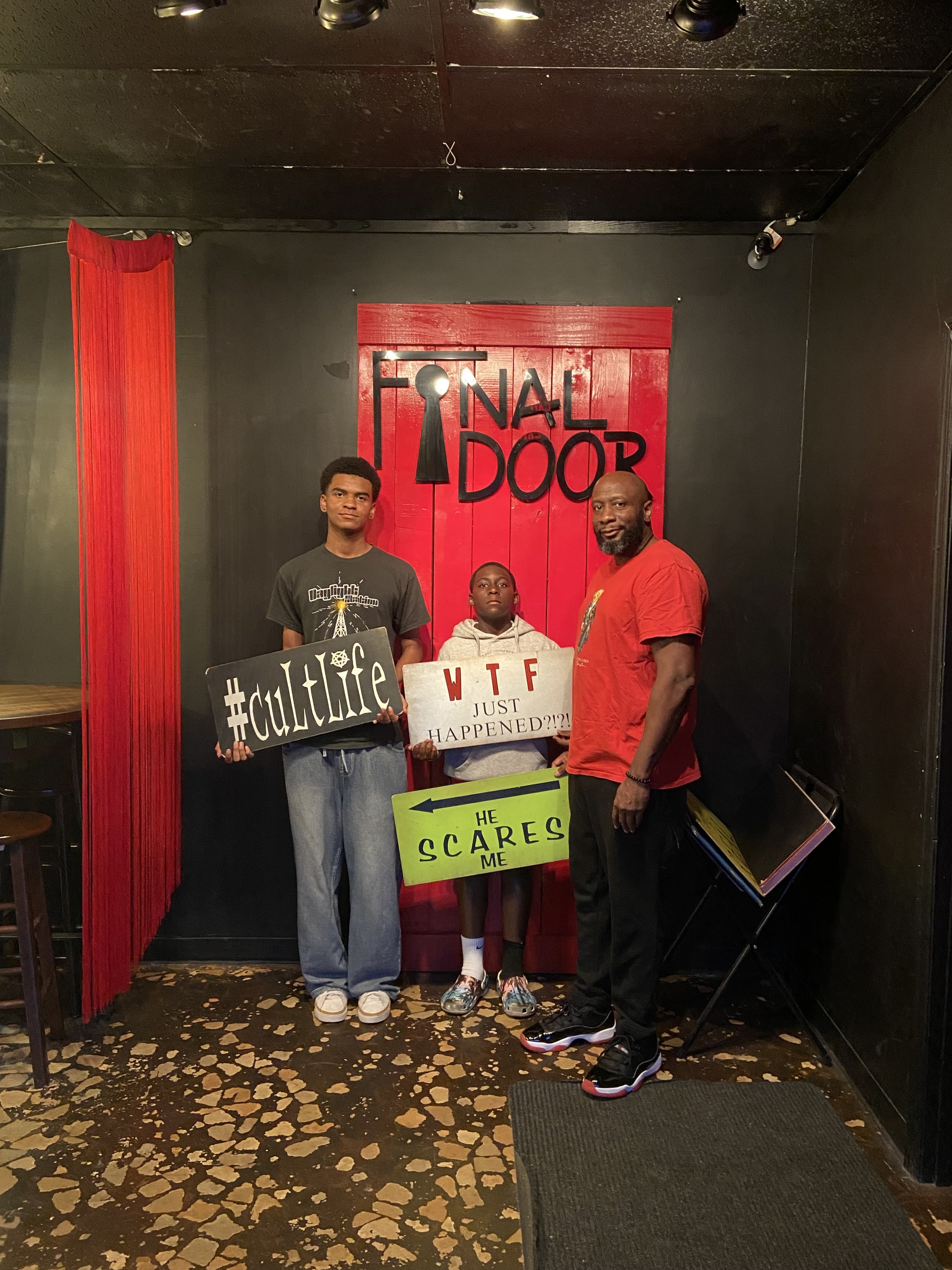 the-final-door-escape-room-columbia-sc-team-photos-5-10-25 (4).JPG