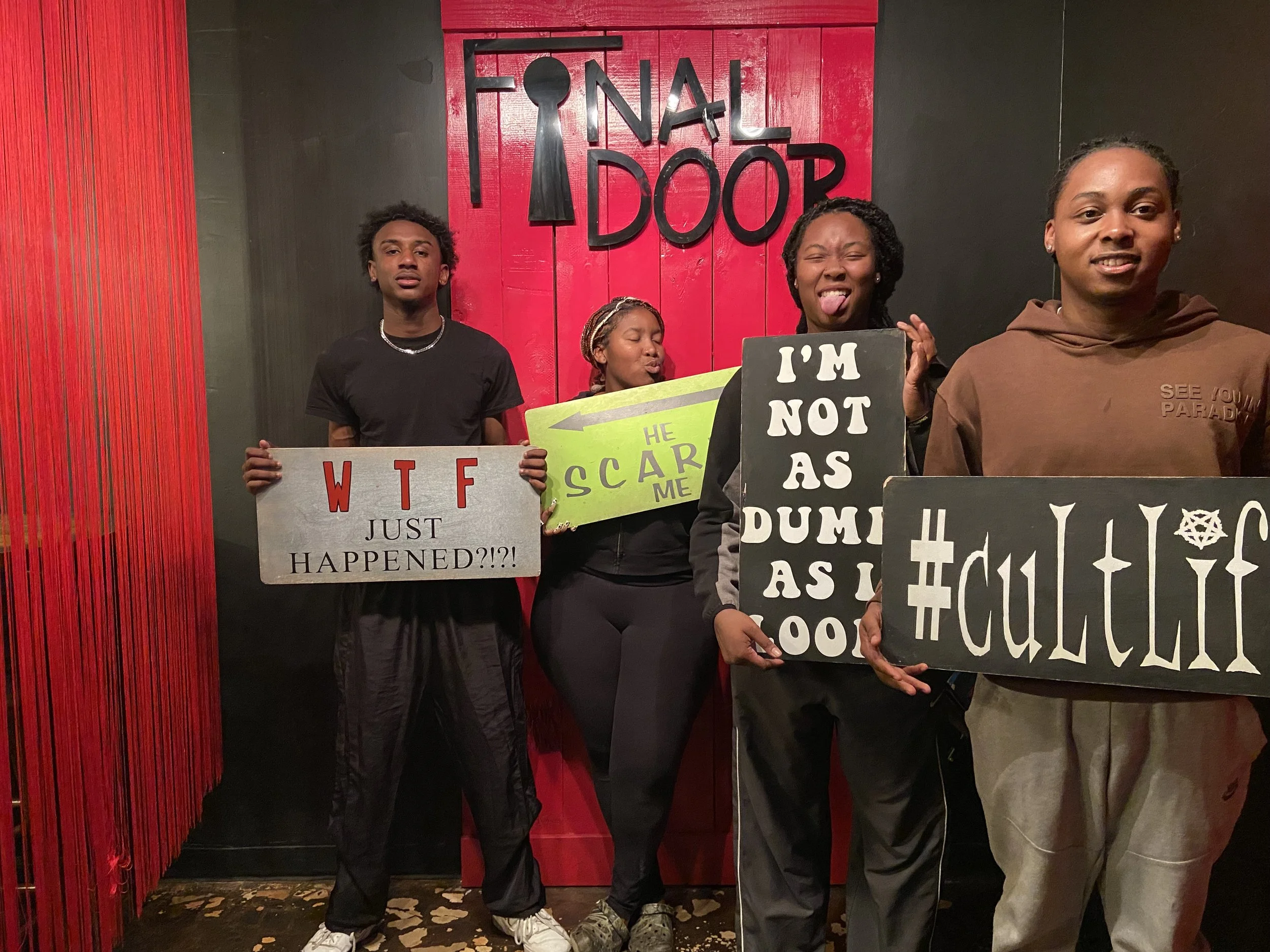 the-final-door-escape-room-columbia-sc-team-photos-5-10-25 (10).JPG