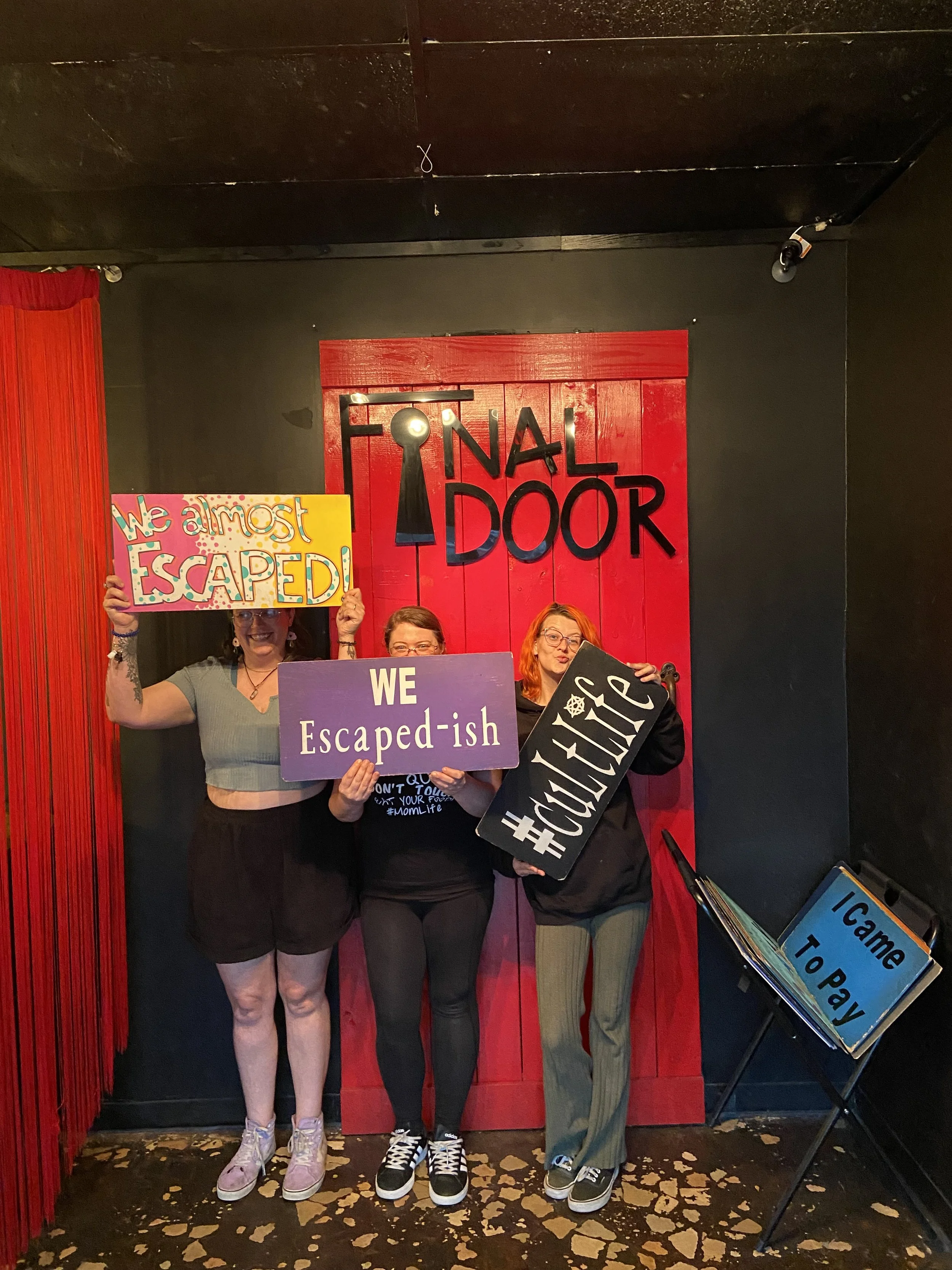 the-final-door-escape-room-columbia-sc-team-photos-5-11-25 (8).JPG