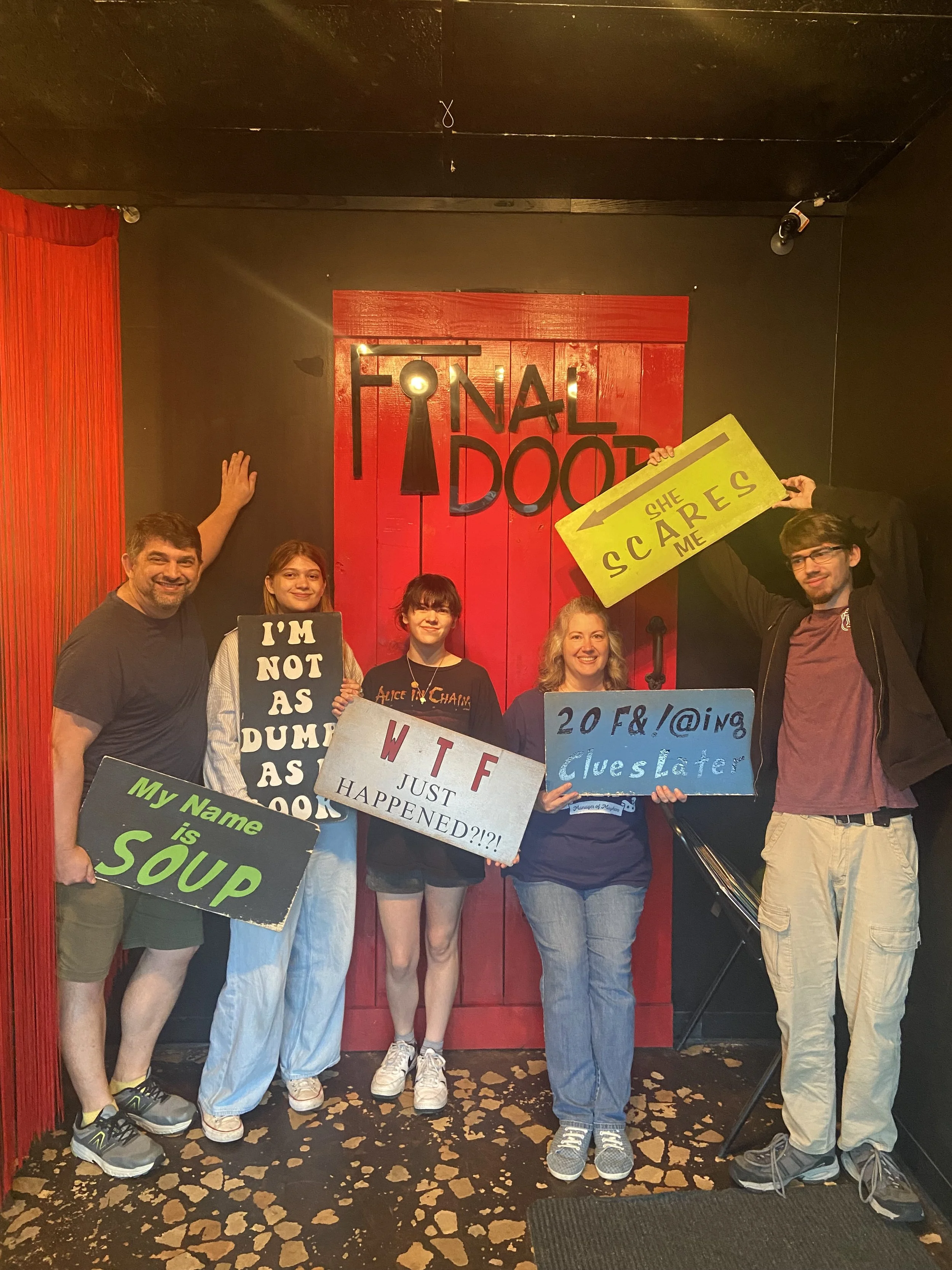the-final-door-escape-room-columbia-sc-team-photos-5-11-25 (9).JPG