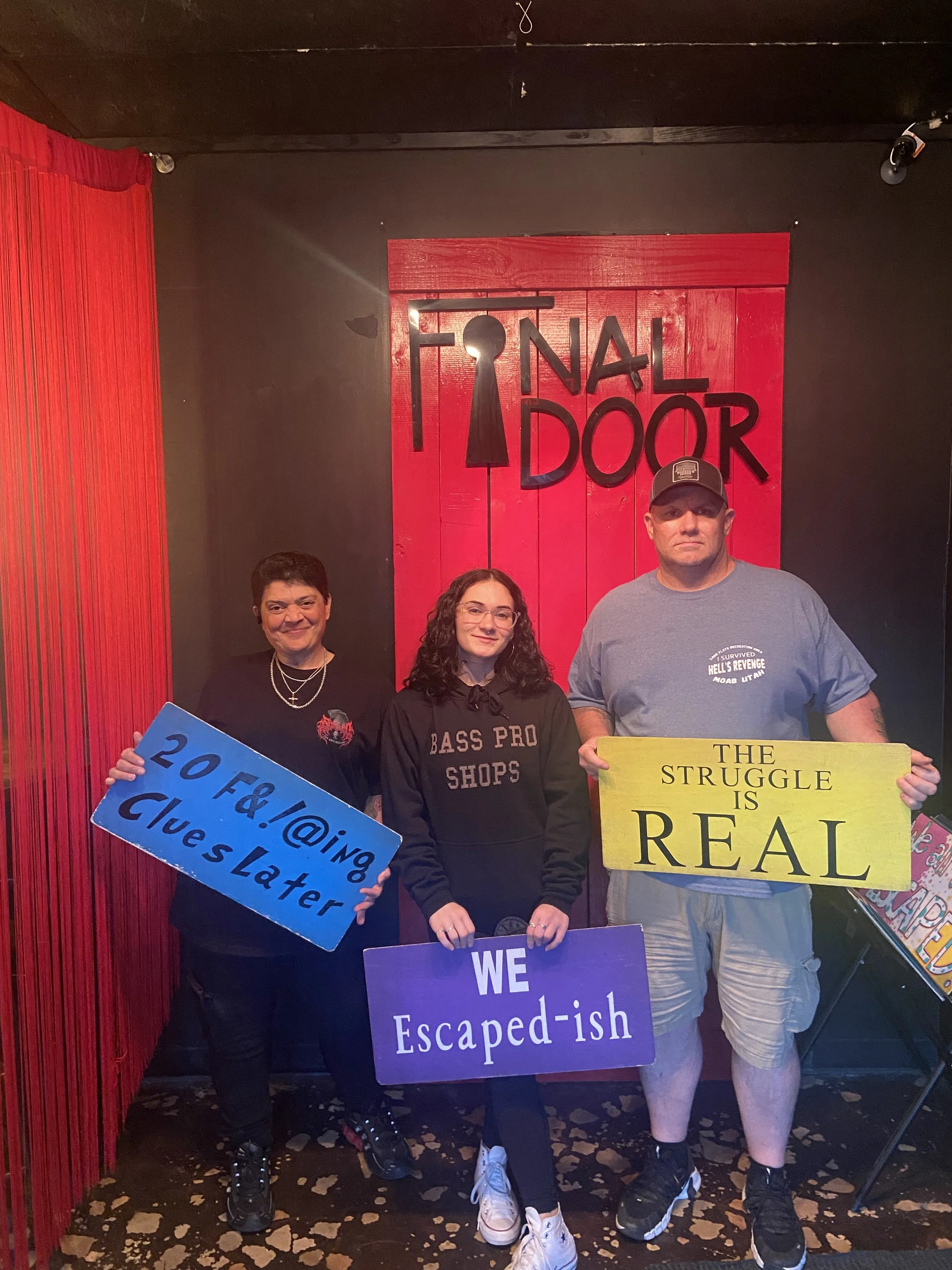the-final-door-escape-room-columbia-sc-team-photos-5-11-25 (11).JPG
