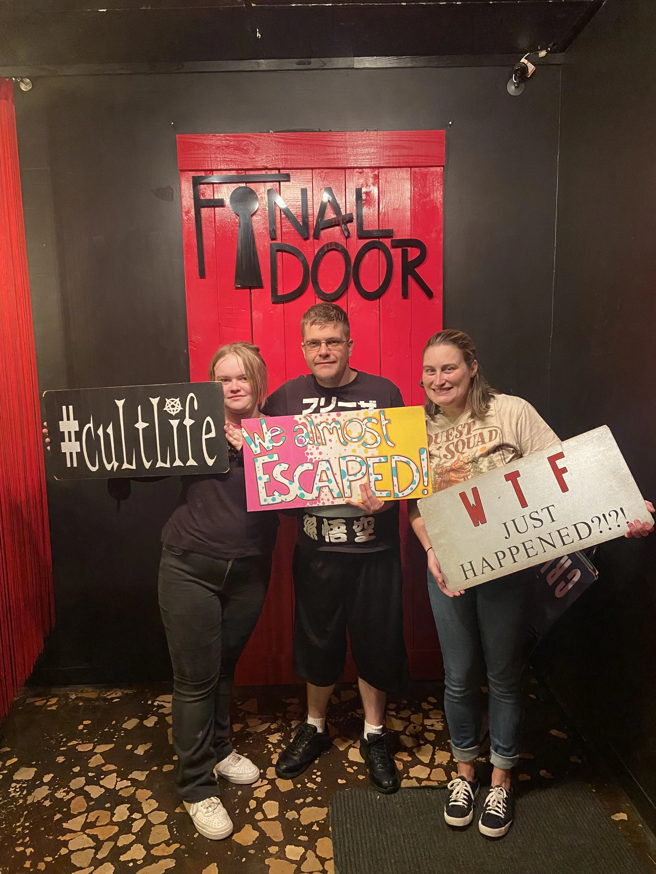 the-final-door-escape-room-columbia-sc-team-photos-5-16-25 (13).JPG