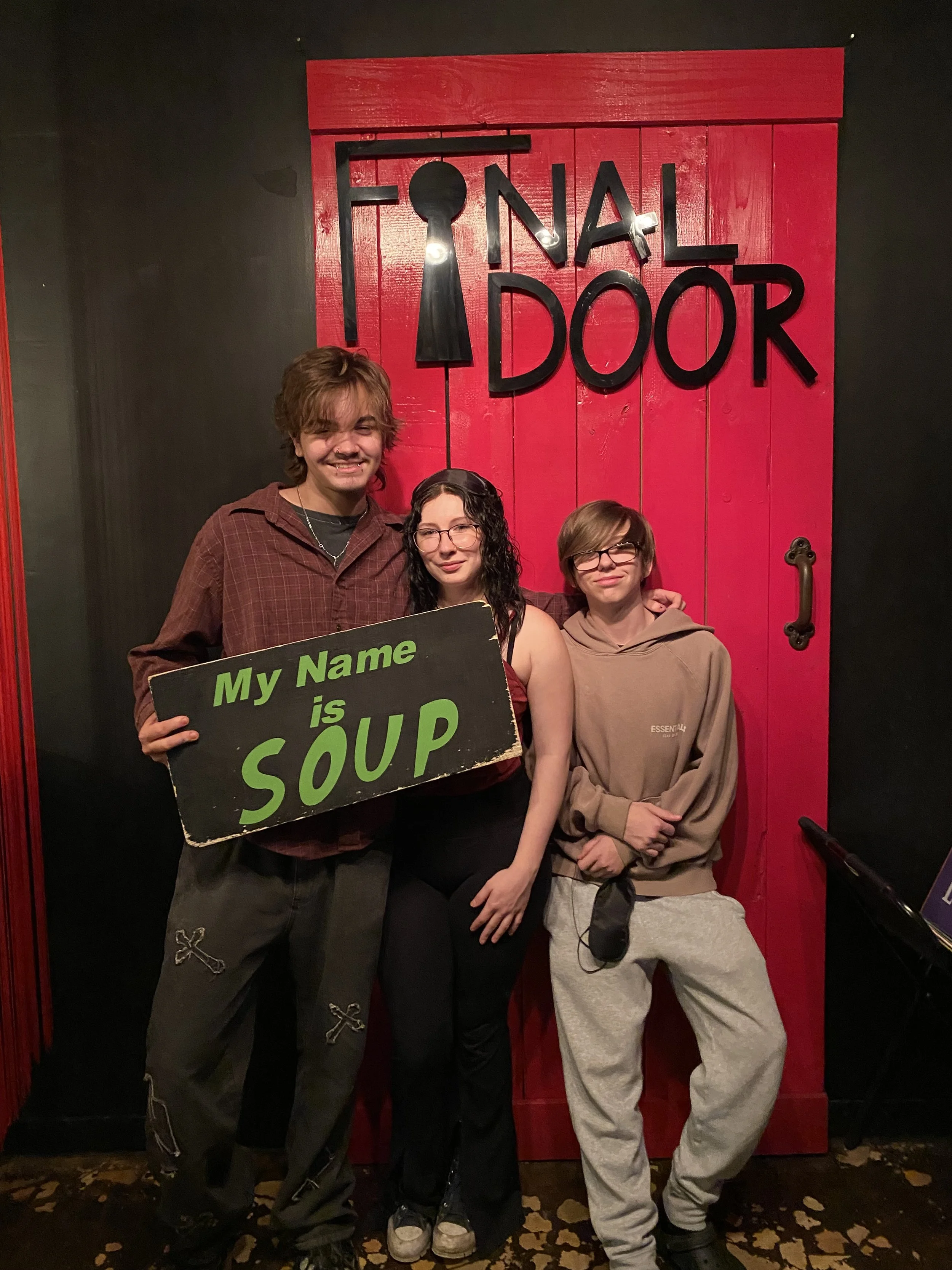 the-final-door-escape-room-columbia-sc-team-photos-5-25-25 (12).JPG