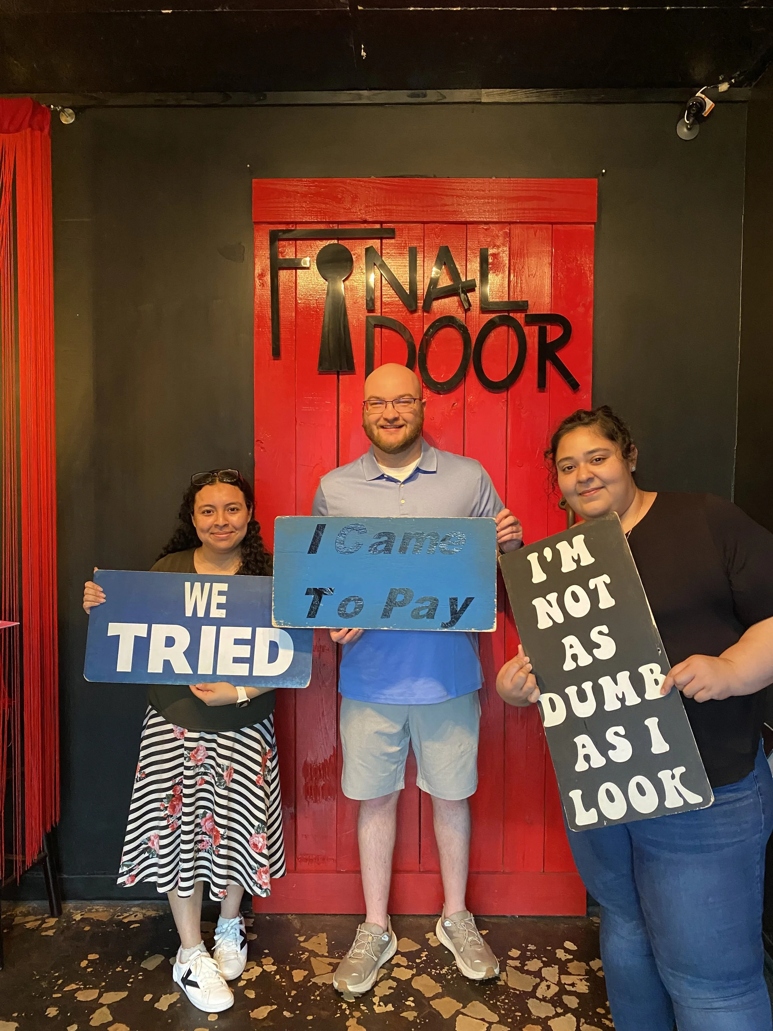 the-final-door-escape-room-columbia-sc-team-photos-5-26-25 (1).JPG
