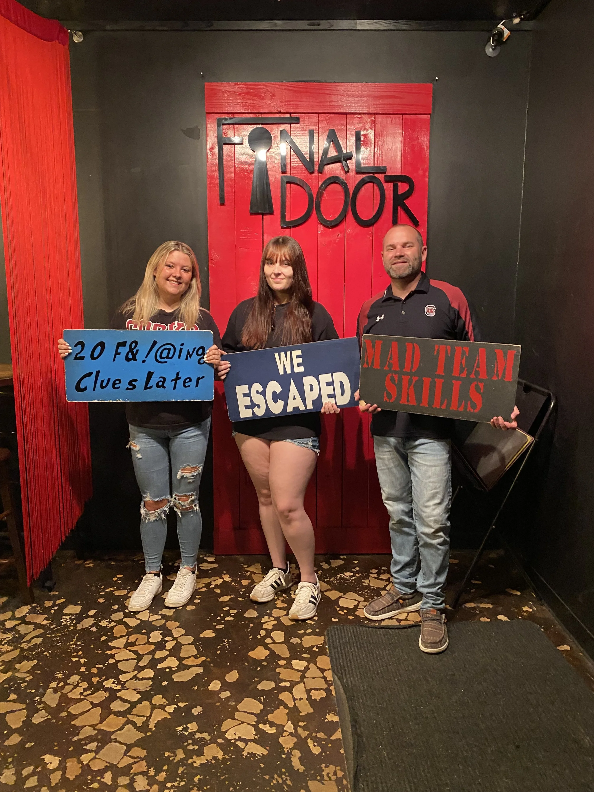 the-final-door-escape-room-columbia-sc-team-photos-5-30 -25 (12).JPG