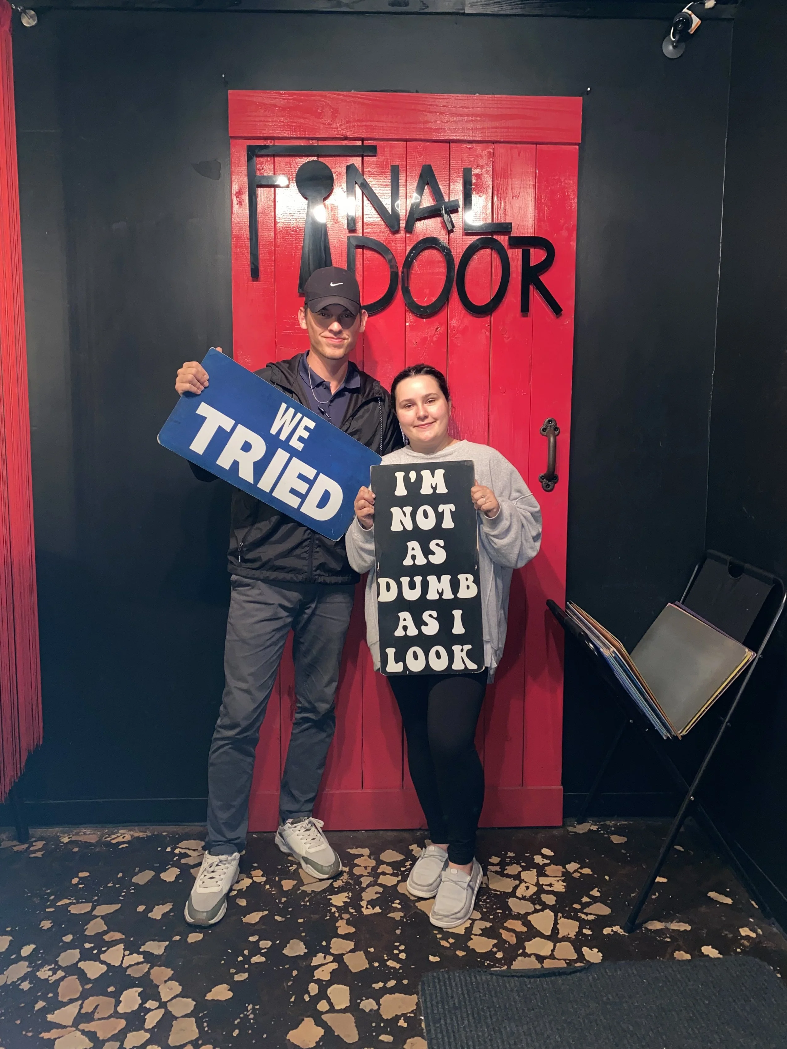 the-final-door-escape-room-columbia-sc-team-photos-5-30 -25 (20).JPG
