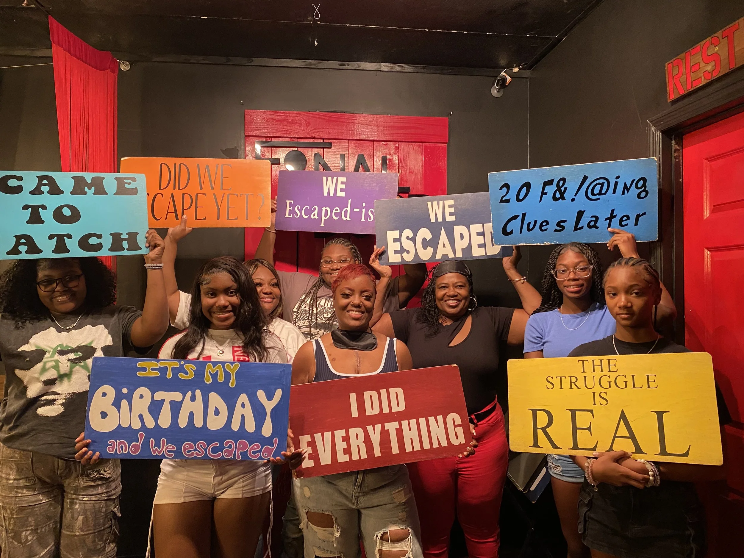 the-final-door-escape-room-columbia-sc-team-photos-5-31 -25 (18).JPG