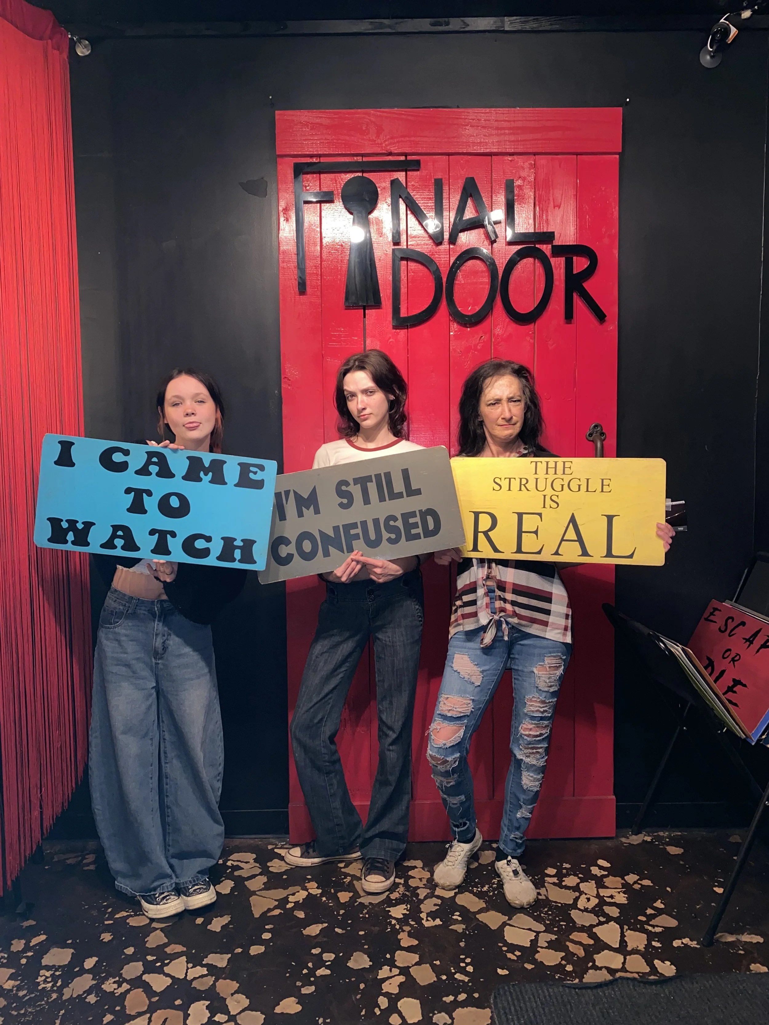 the-final-door-escape-room-columbia-sc-team-photos-5-31 -25 (19).JPG