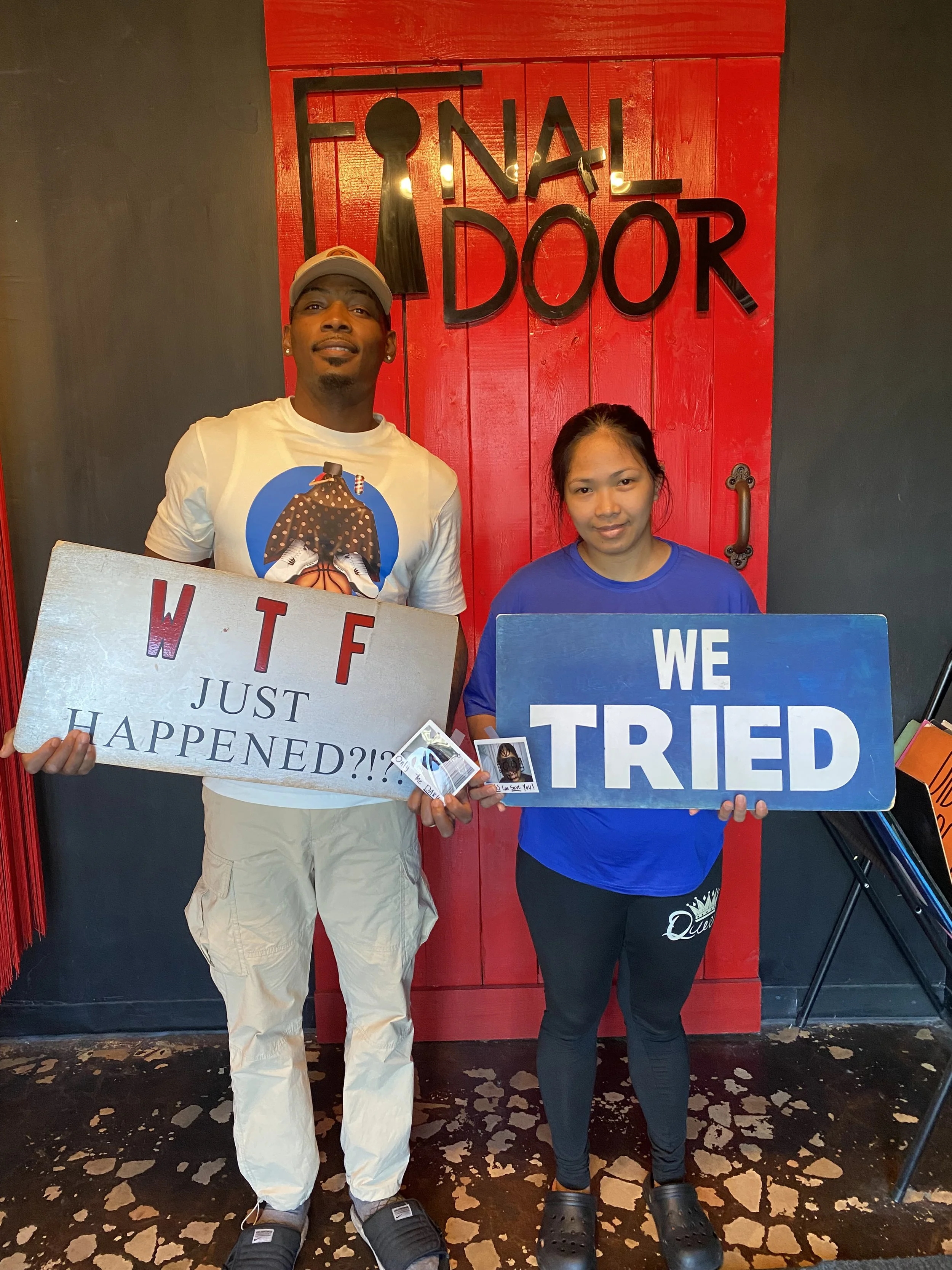 the-final-door-escape-room-columbia-sc-team-photos-6-8-25 (3).JPG