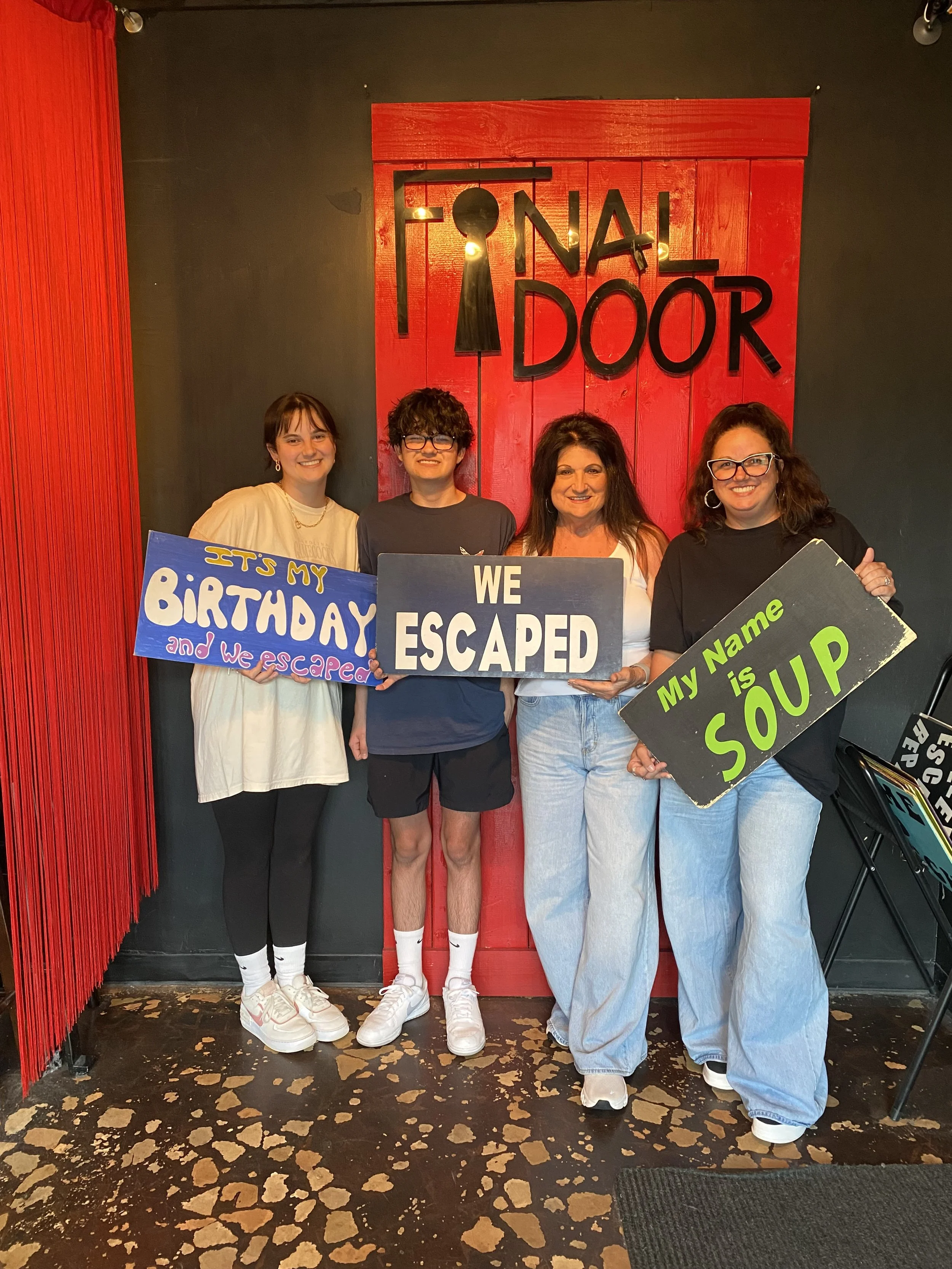 the-final-door-escape-room-columbia-sc-team-photos-6-19-25 (1).JPG