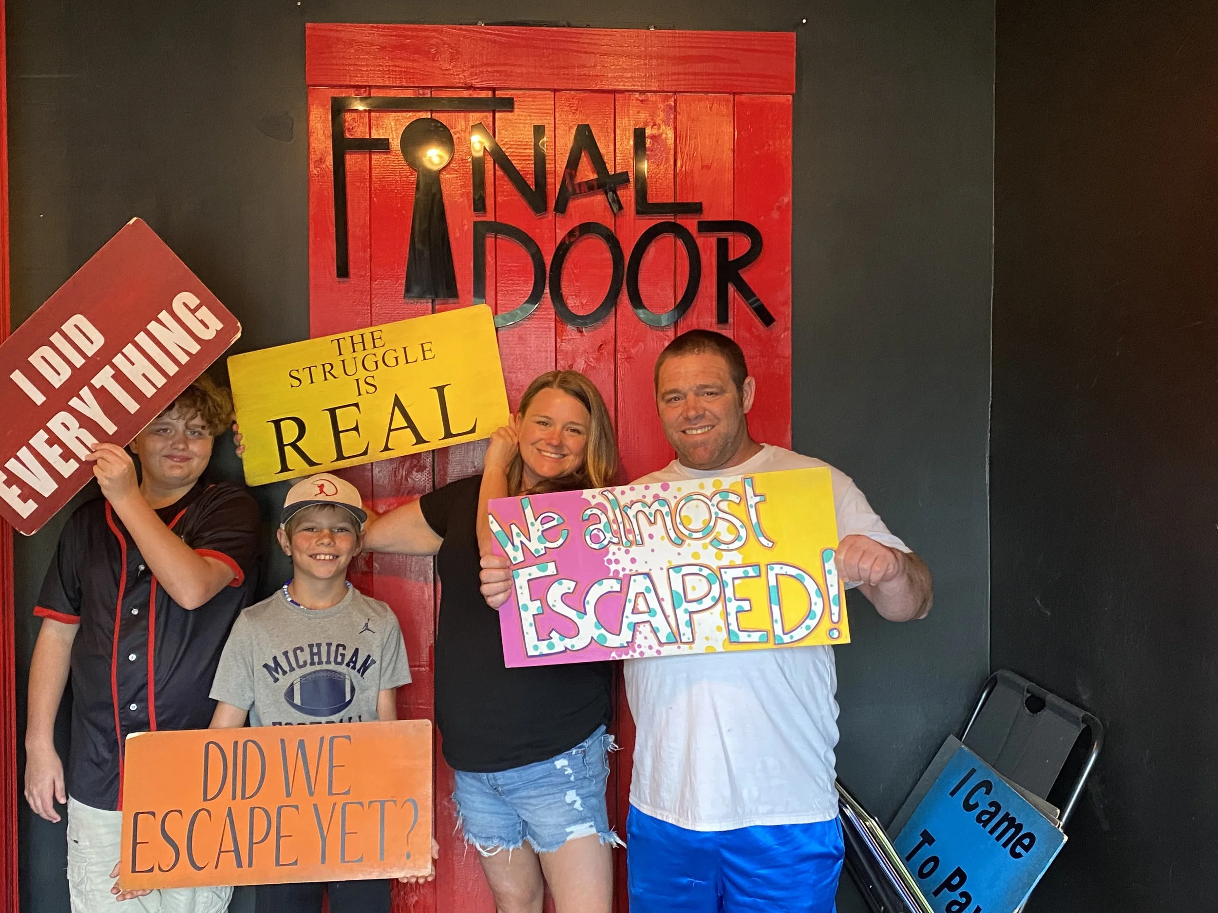 the-final-door-escape-room-columbia-sc-team-photos-07-05-25 (7).JPG