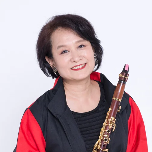 Ayako_teaching2.jpg