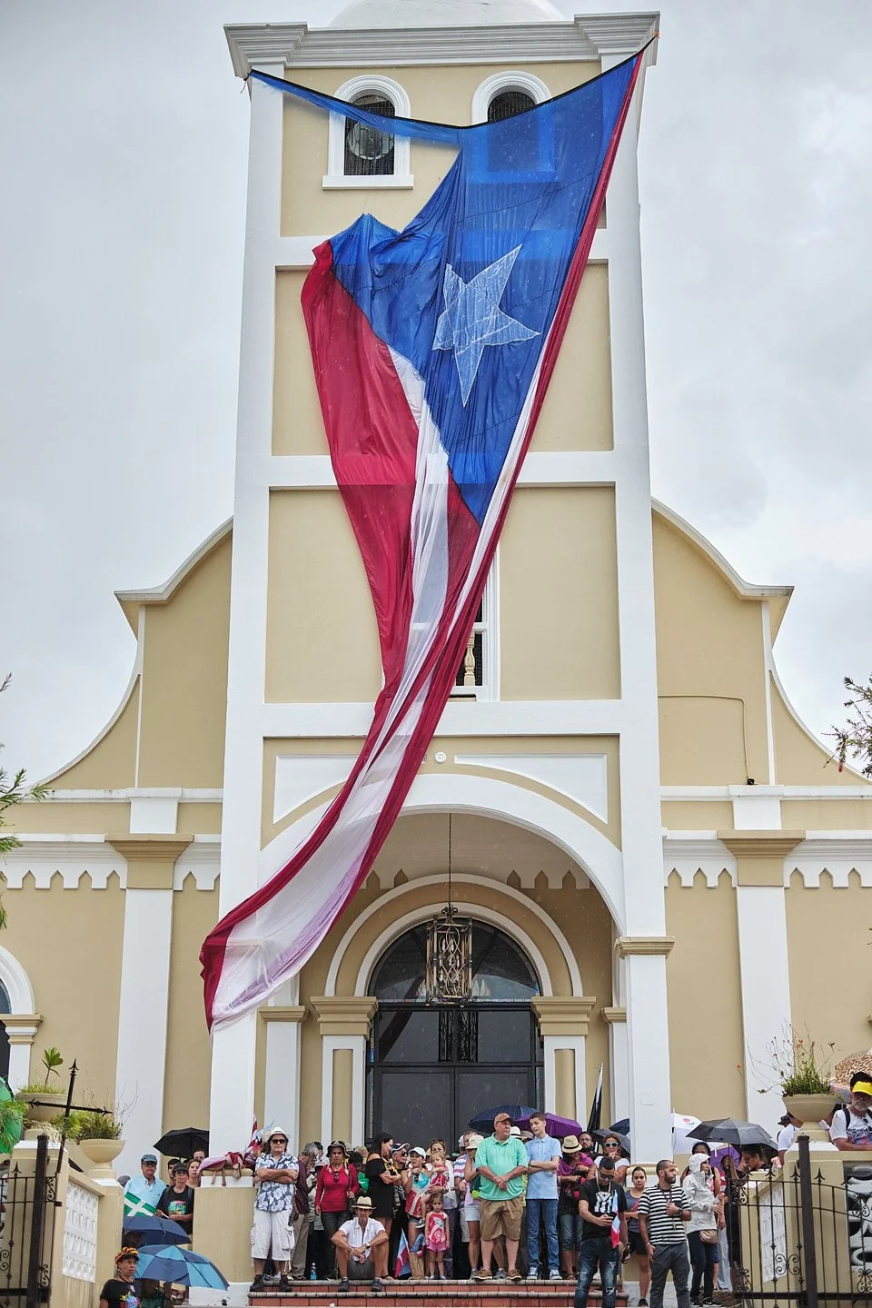  A rain and wind-storm destroys a Puerto Rican flag hung for the yearly celebration of El Grito de Lares. Lares, a small city within the western interior of Puerto Rico is the historic site of a failed uprising against Spanish Colonial rule in 1868. 