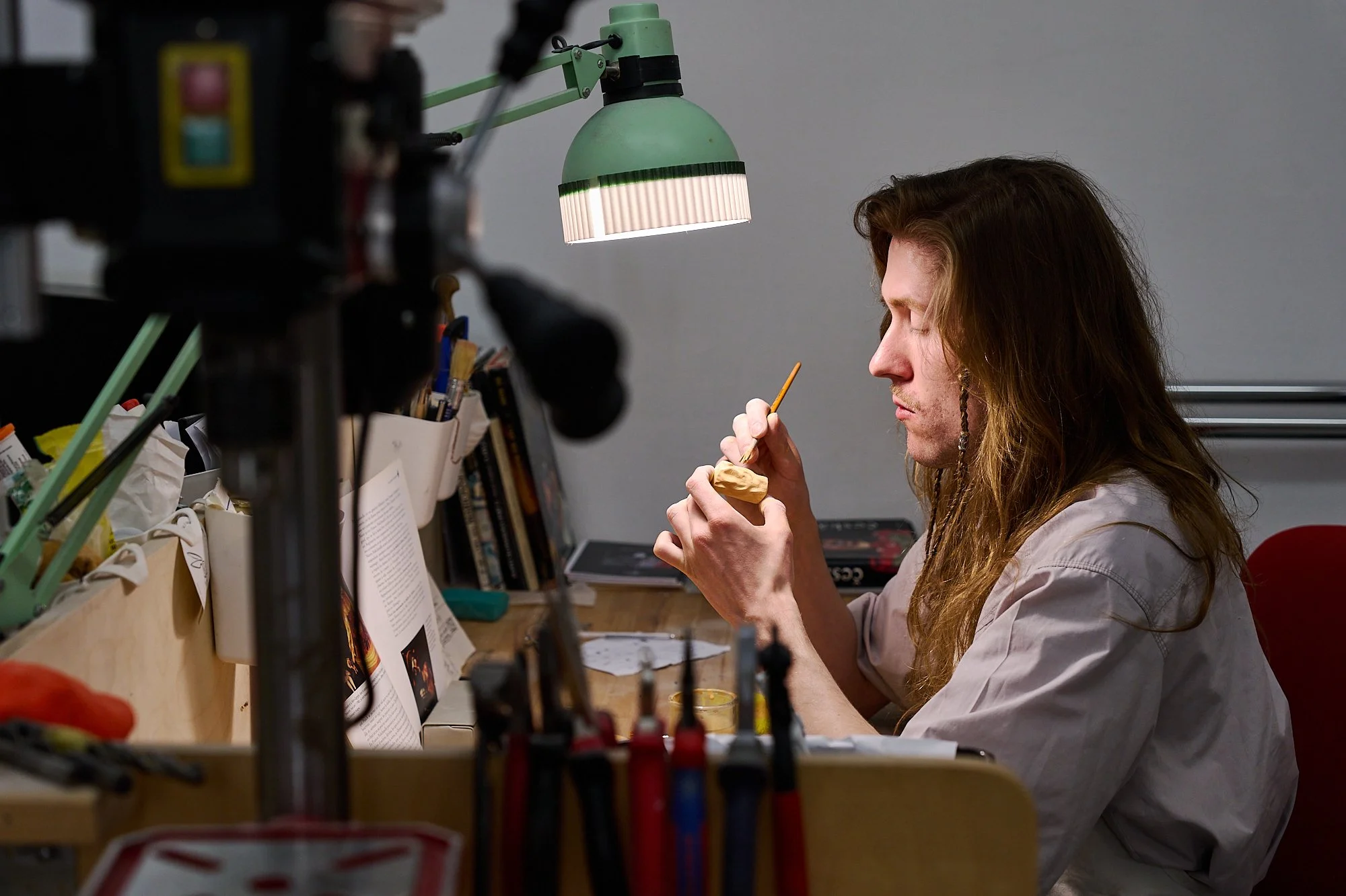  Daniel Synak is a French-Polish citizen with a passion for puppets and puppet theatre, who came to Prague to learn how to make marionettes and surround himself with the world class art form found in the city.  
