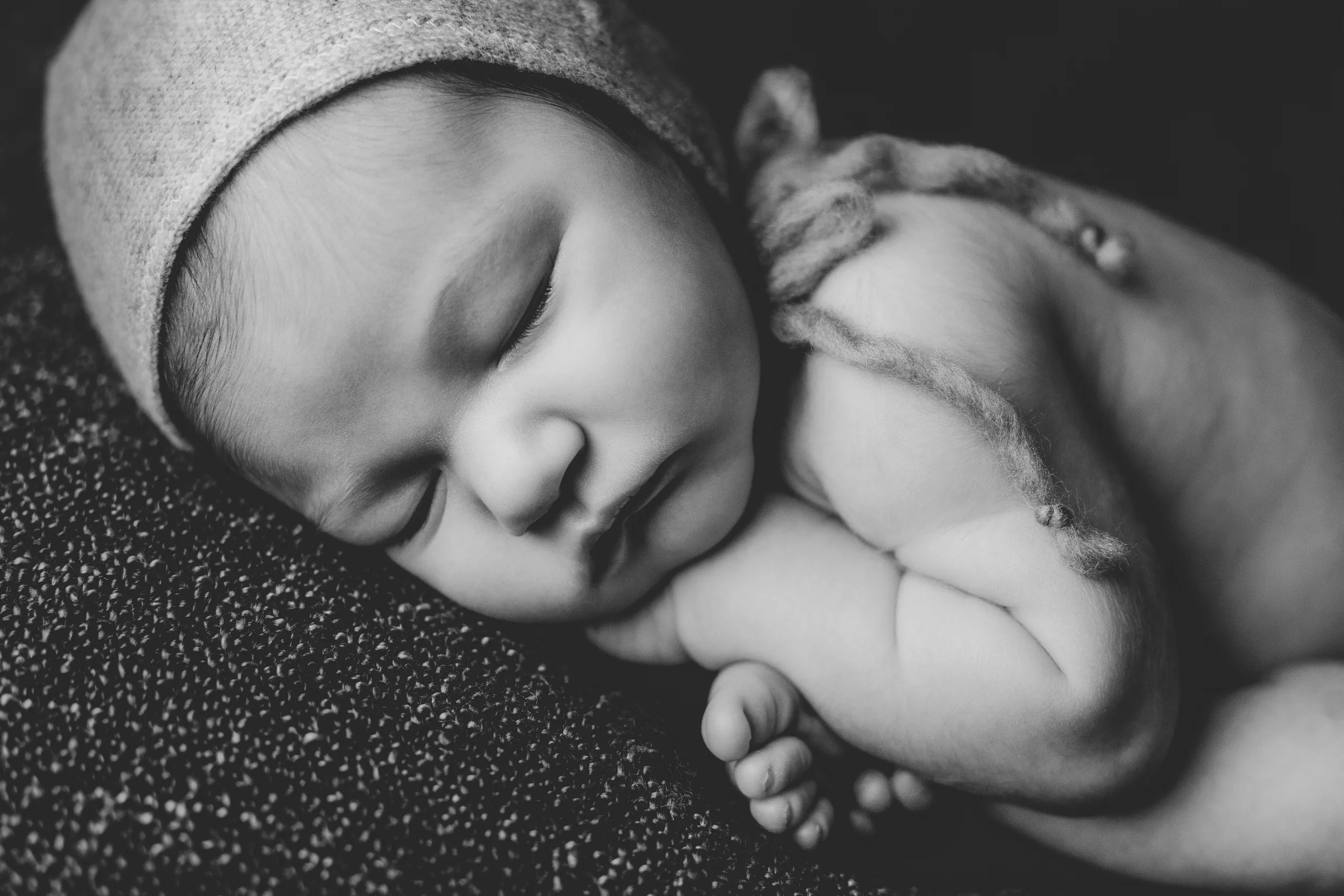 marshall newborn (19).jpg