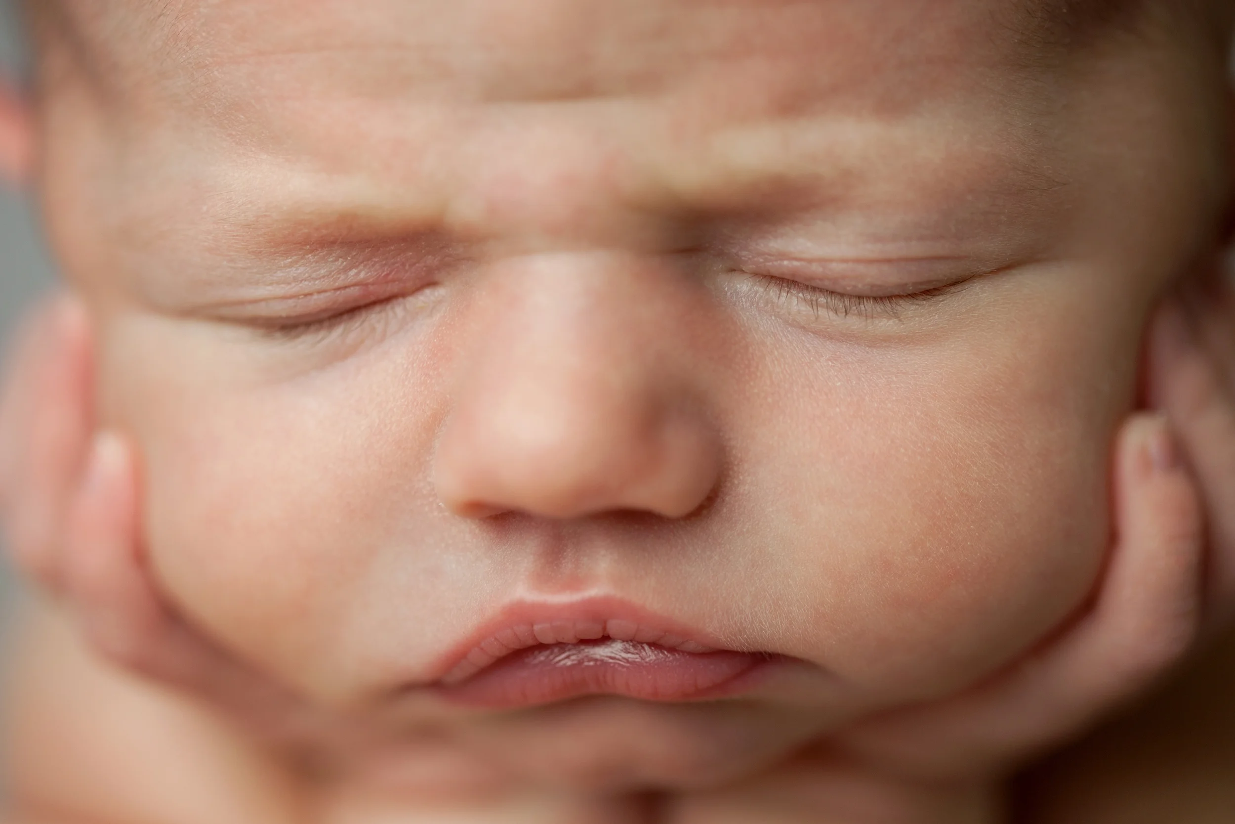 newborn clara (33).jpg