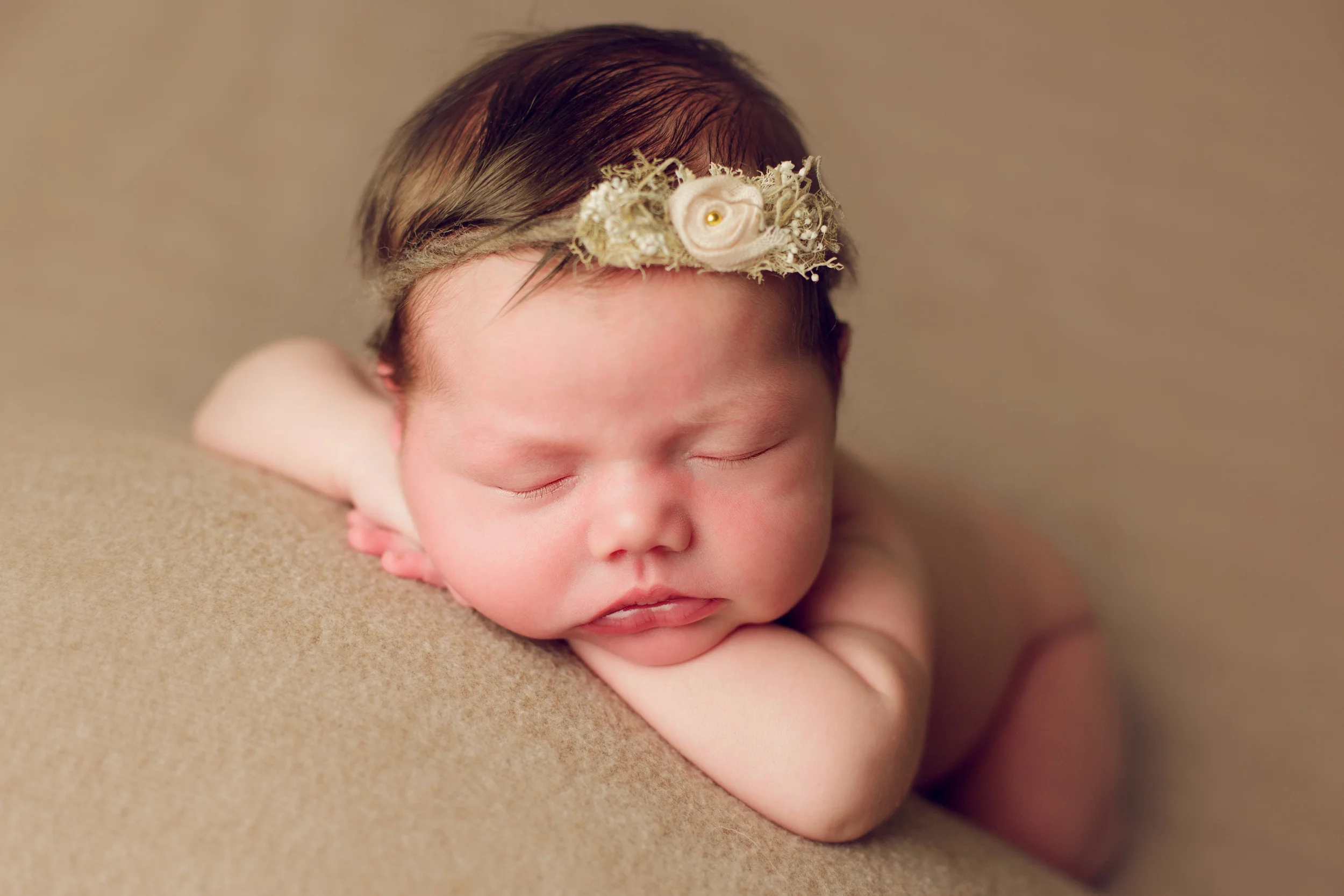 mackenzie newborn (47).jpg