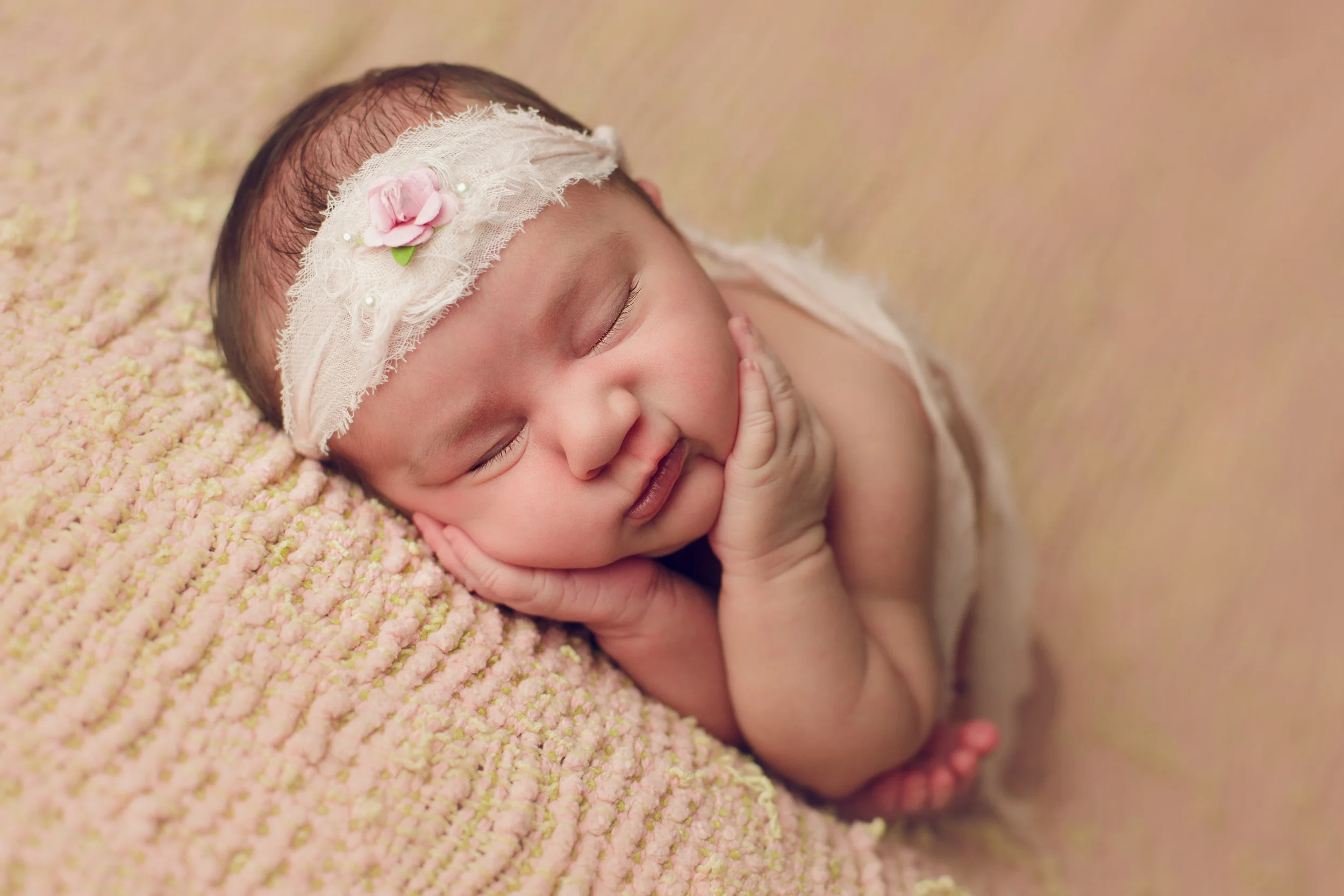 ruby newborn (4).jpg