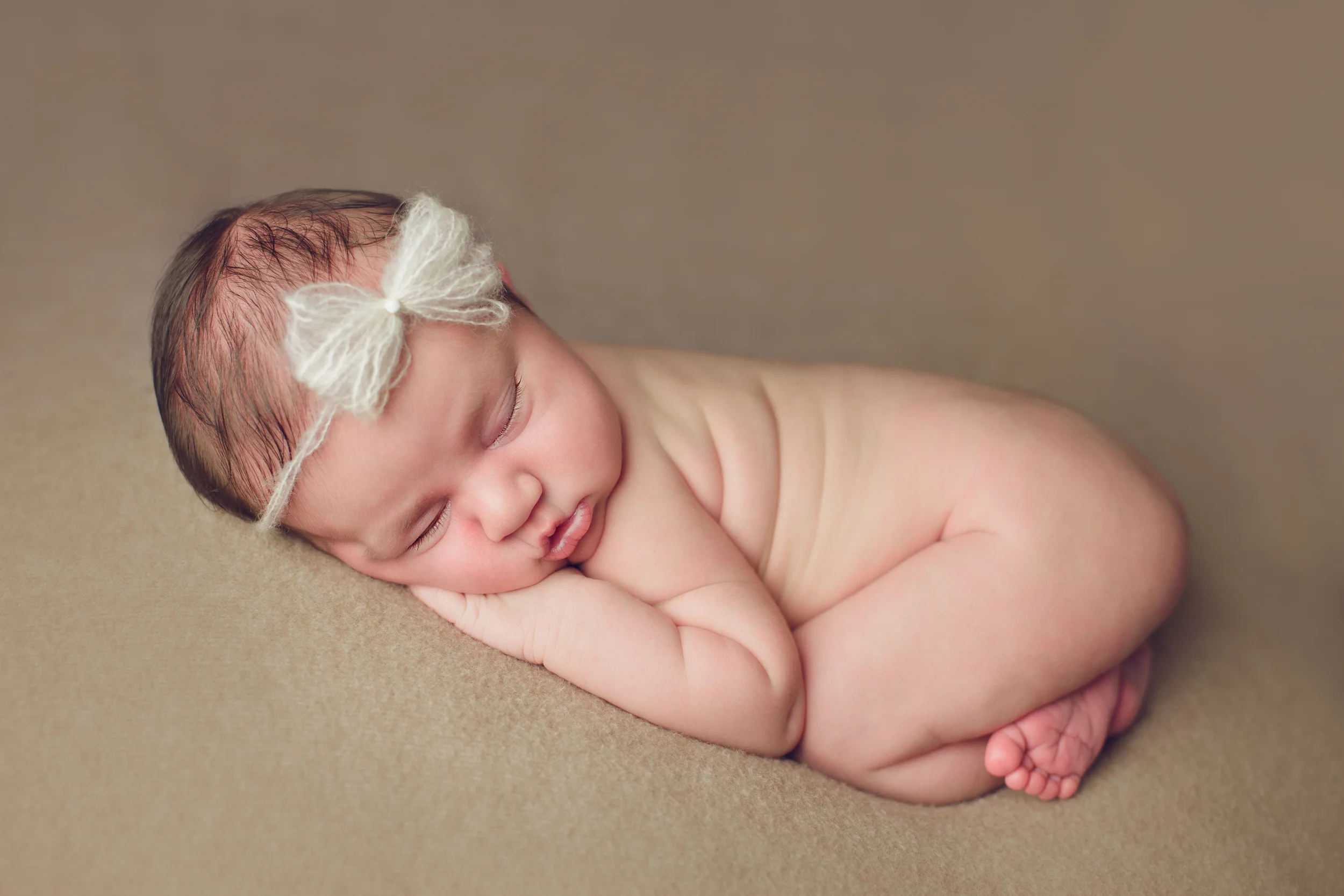 ruby newborn (20).jpg