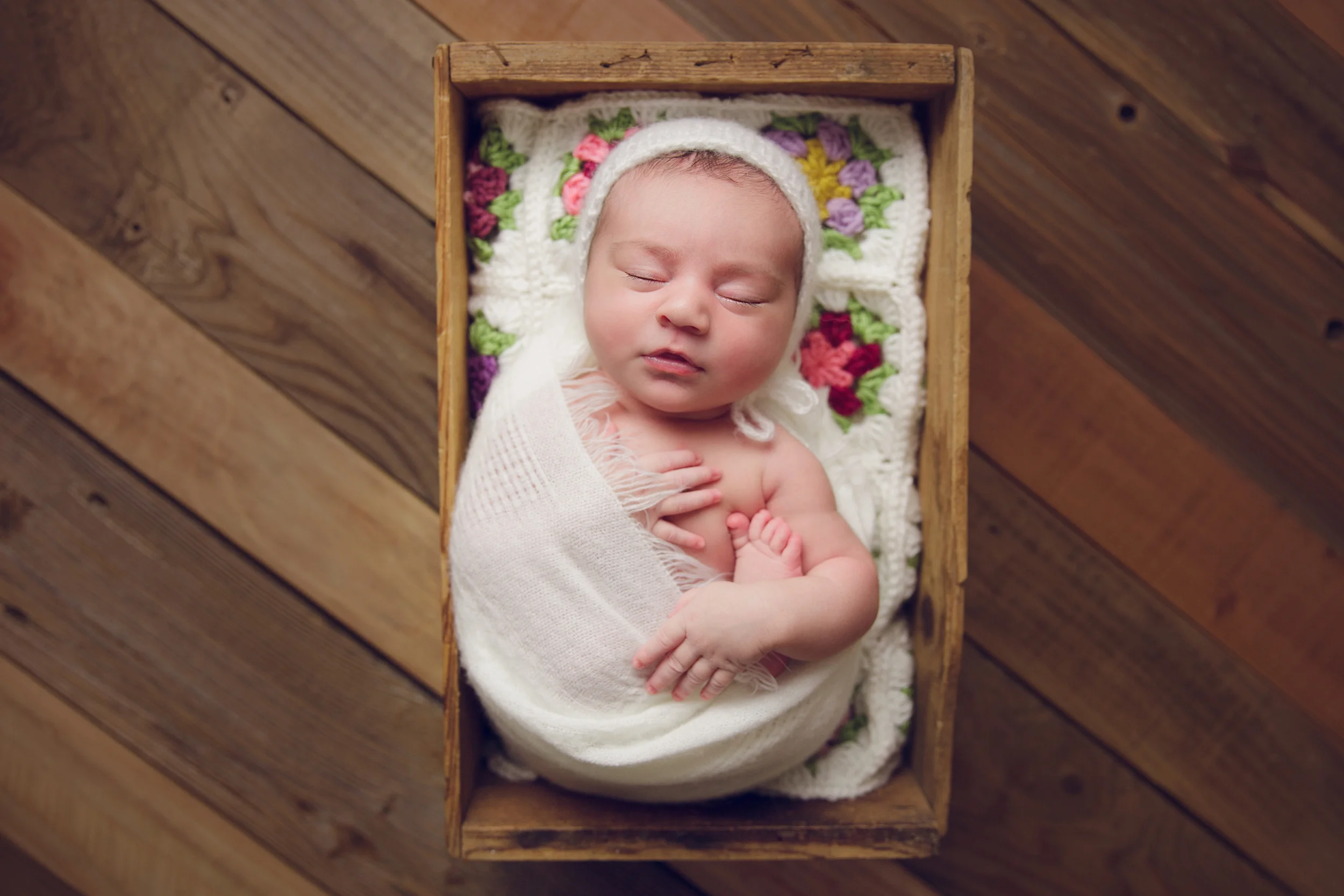 ruby newborn (74).jpg