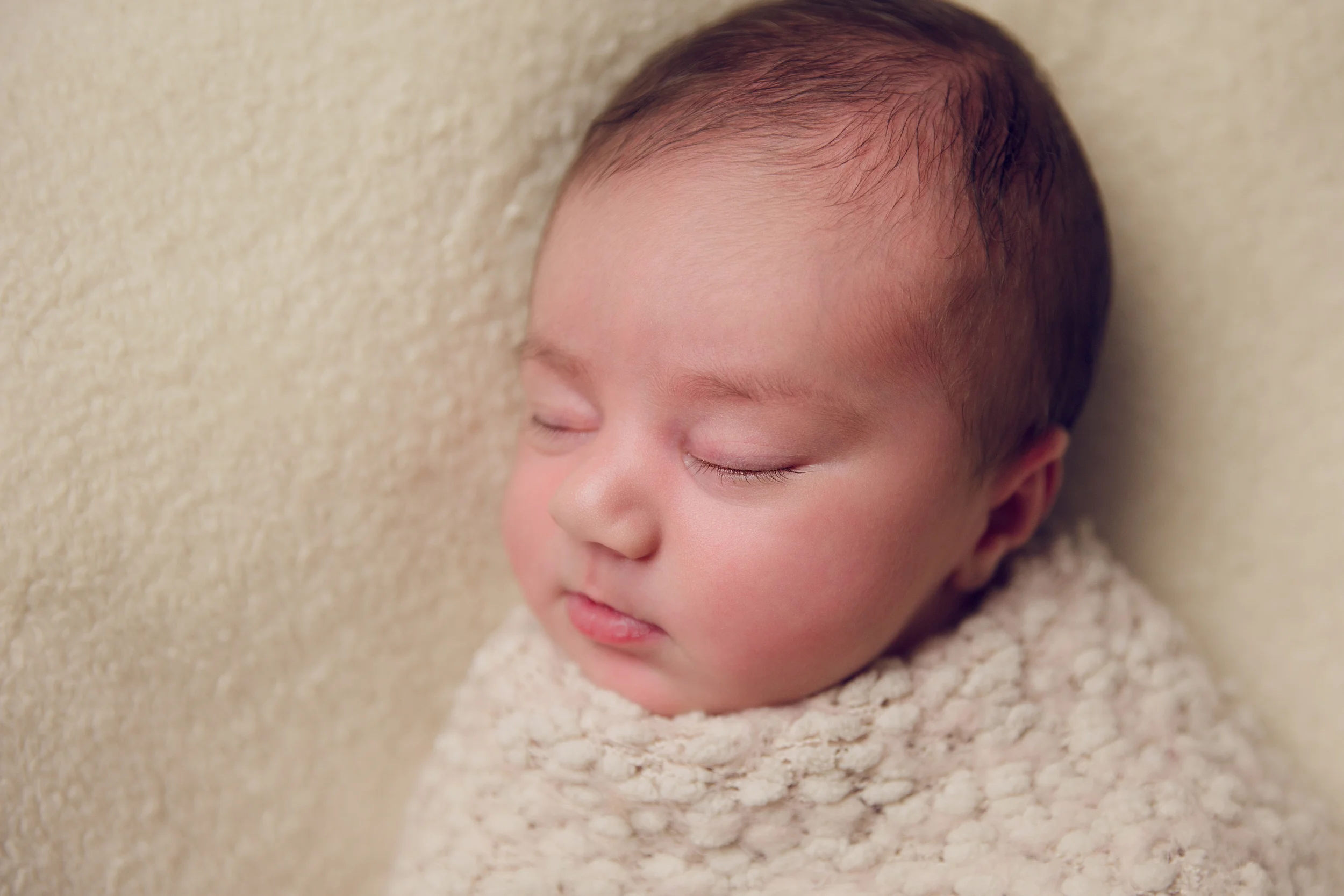 ruby newborn (87).jpg