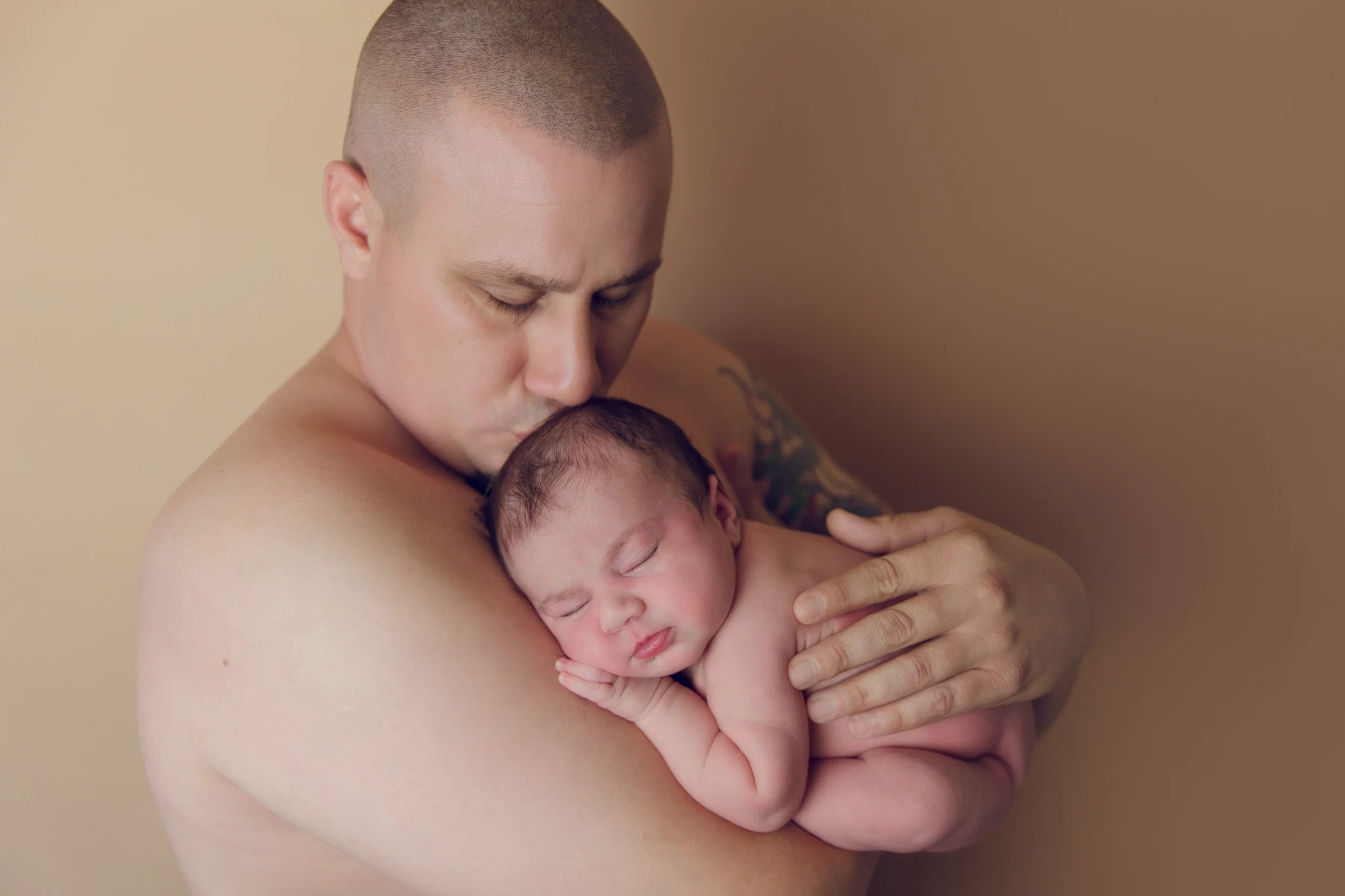 ruby newborn (100).jpg
