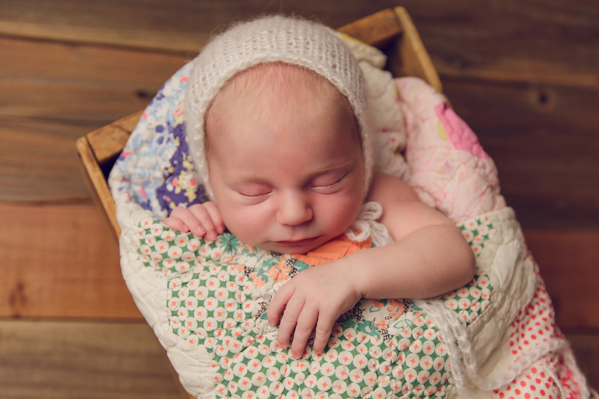 lily newborn -38.jpg