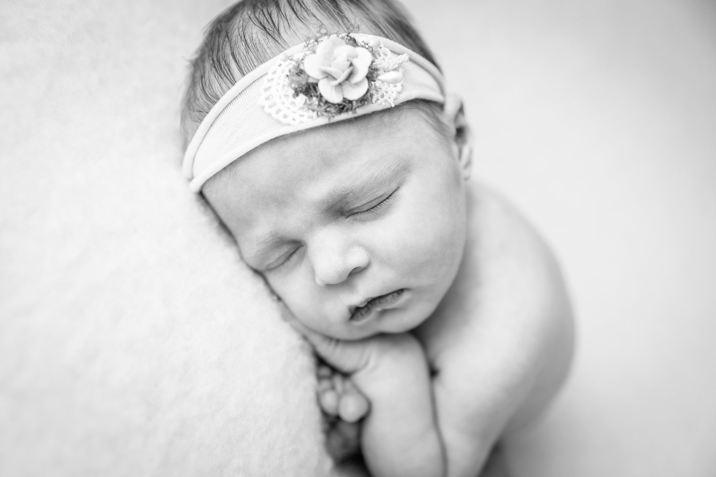 evangeline newborn -36bw.jpg