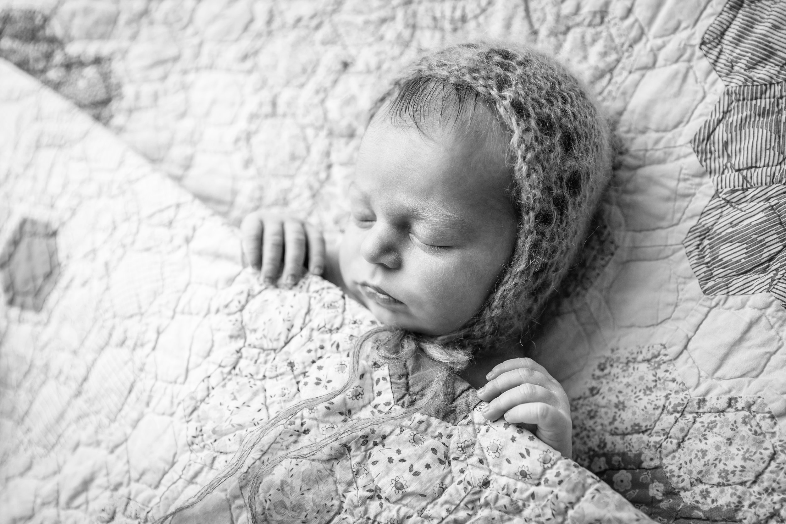 evangeline newborn -55bw.jpg