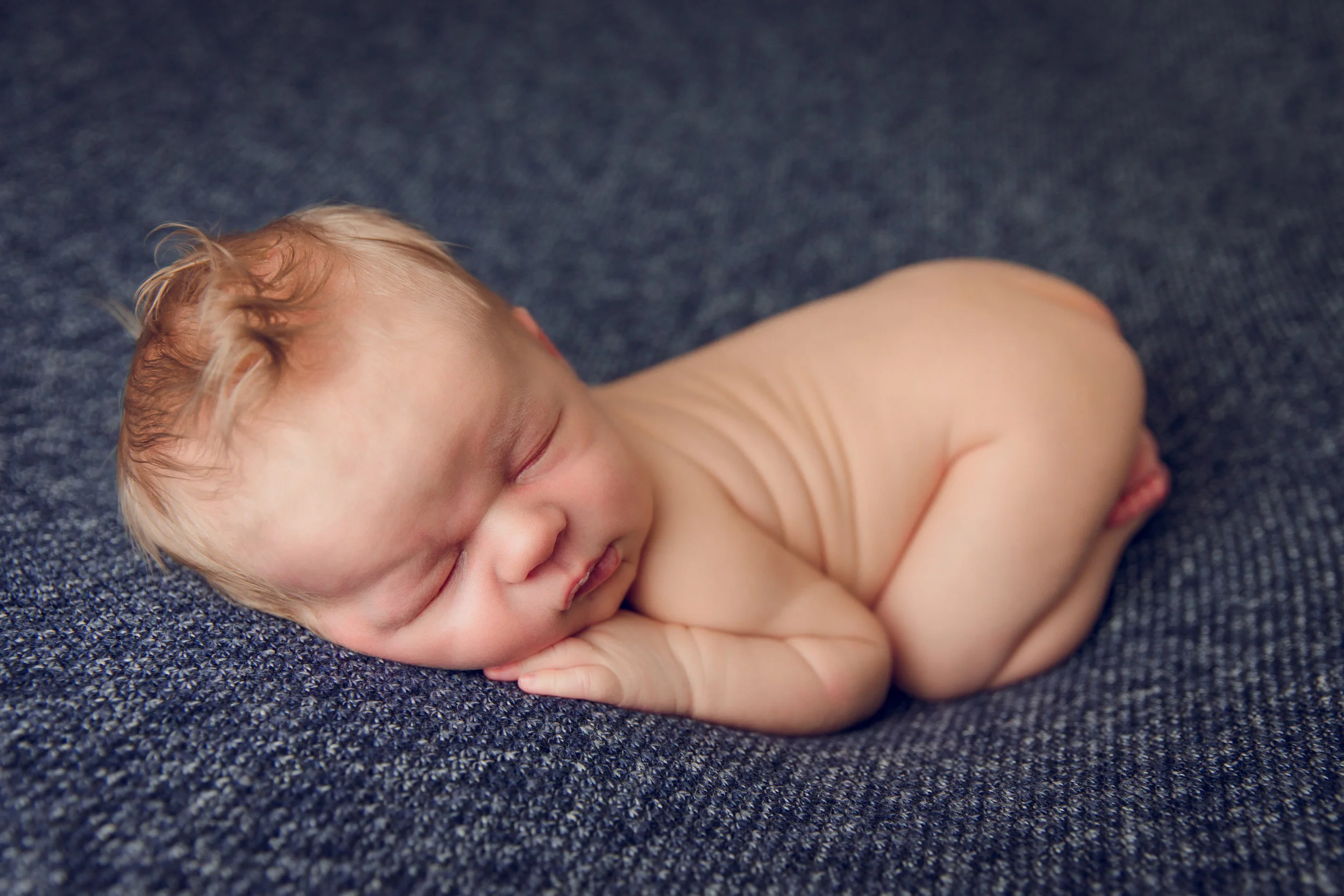 royal newborn photo (25).jpg
