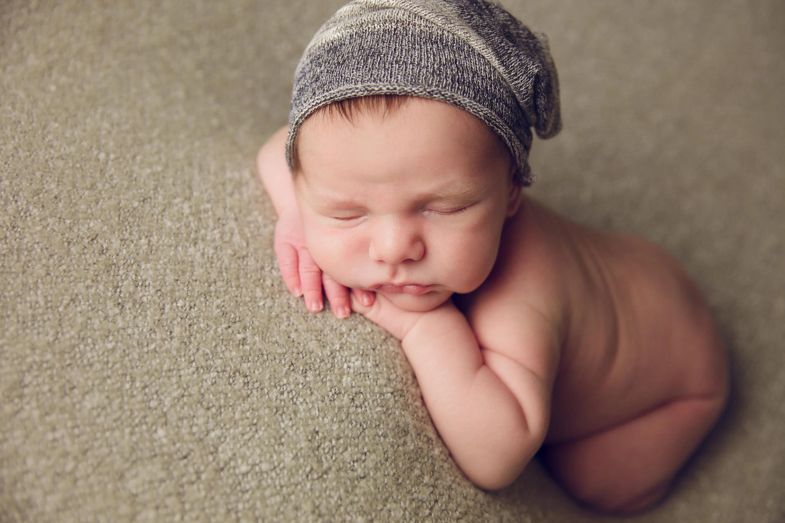 myles newborn (38).jpg