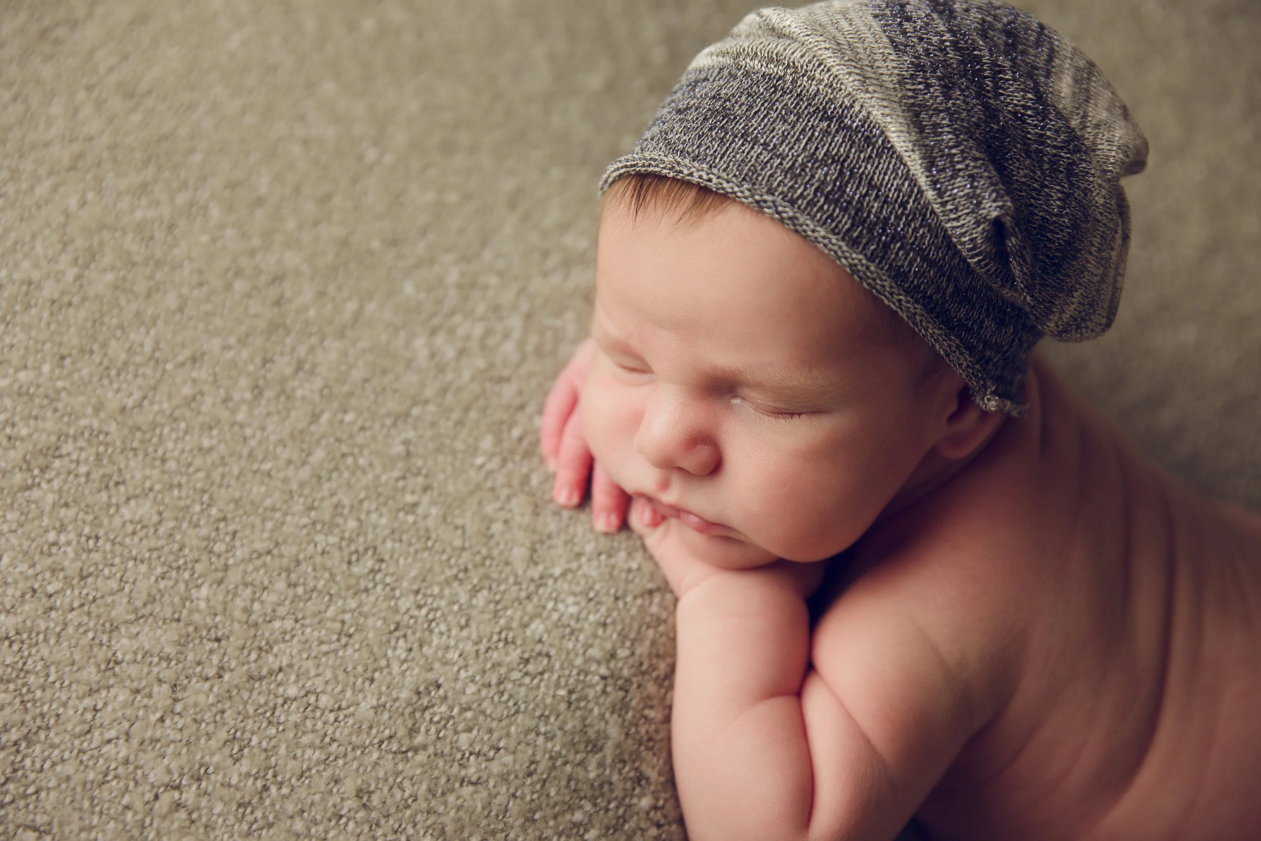 myles newborn (40).jpg