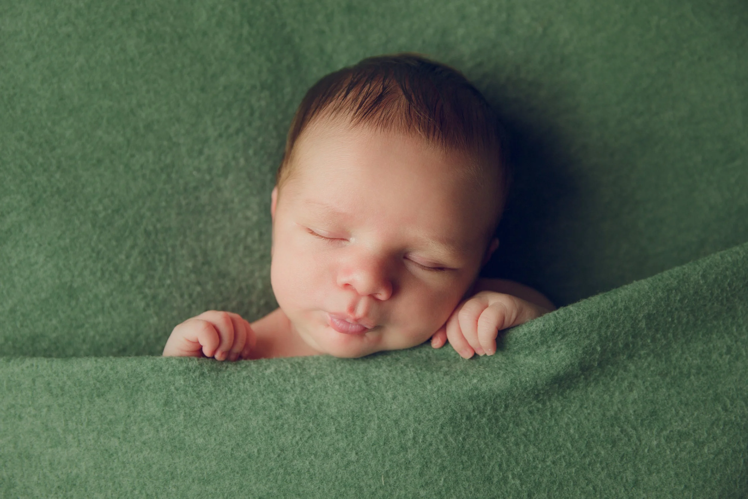 myles newborn (57).jpg
