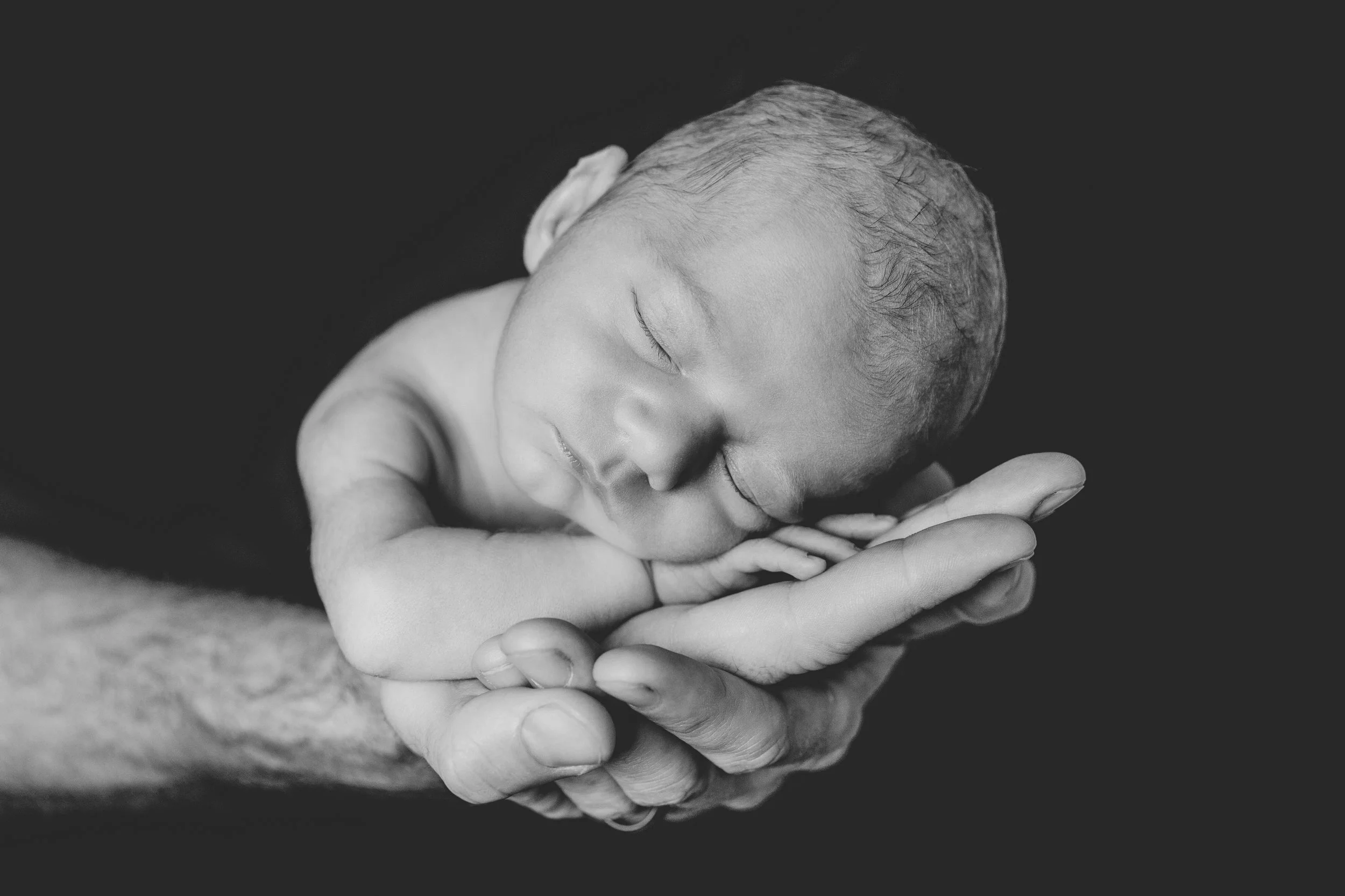 newborn cole (39).jpg