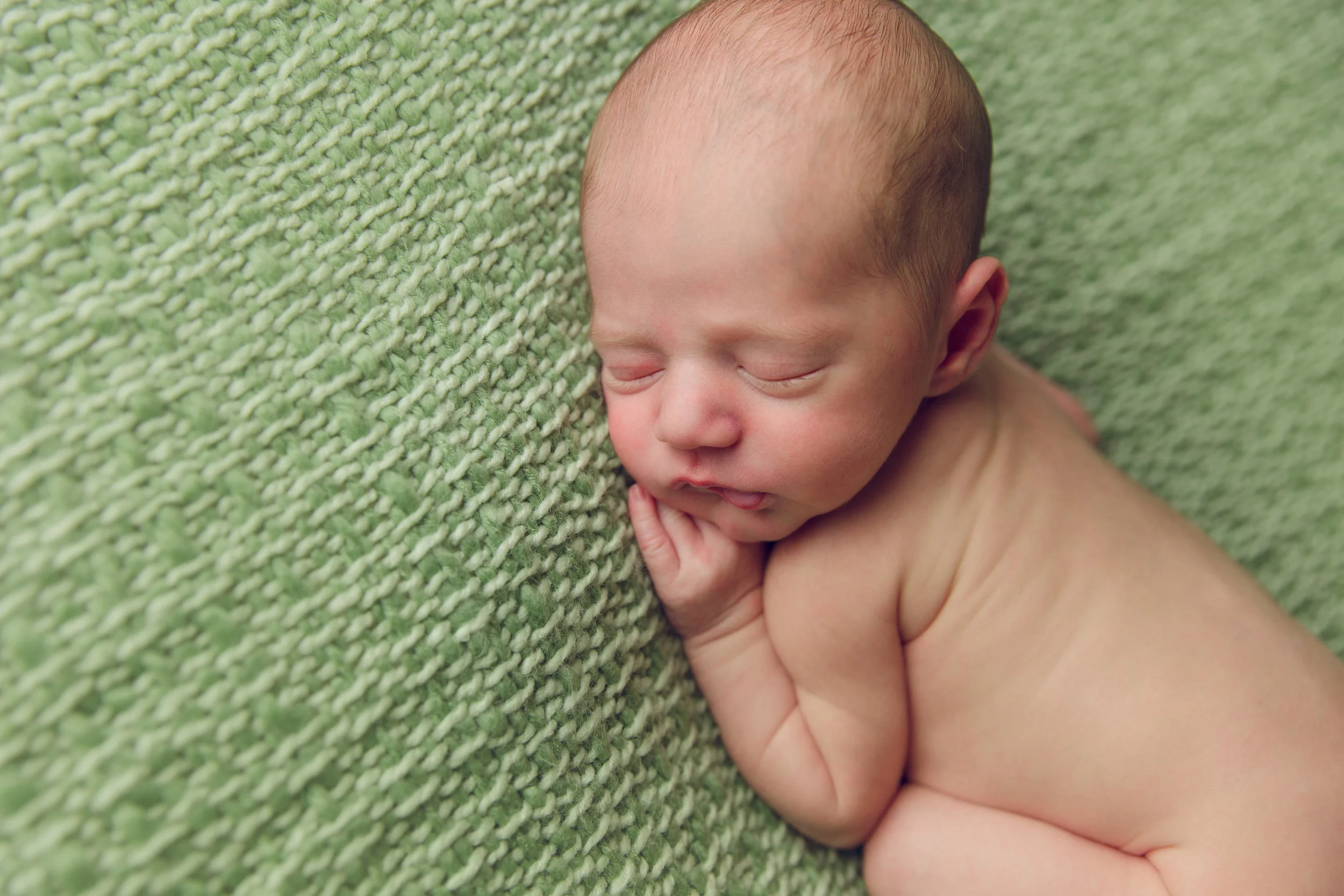 newborn cole (52).jpg