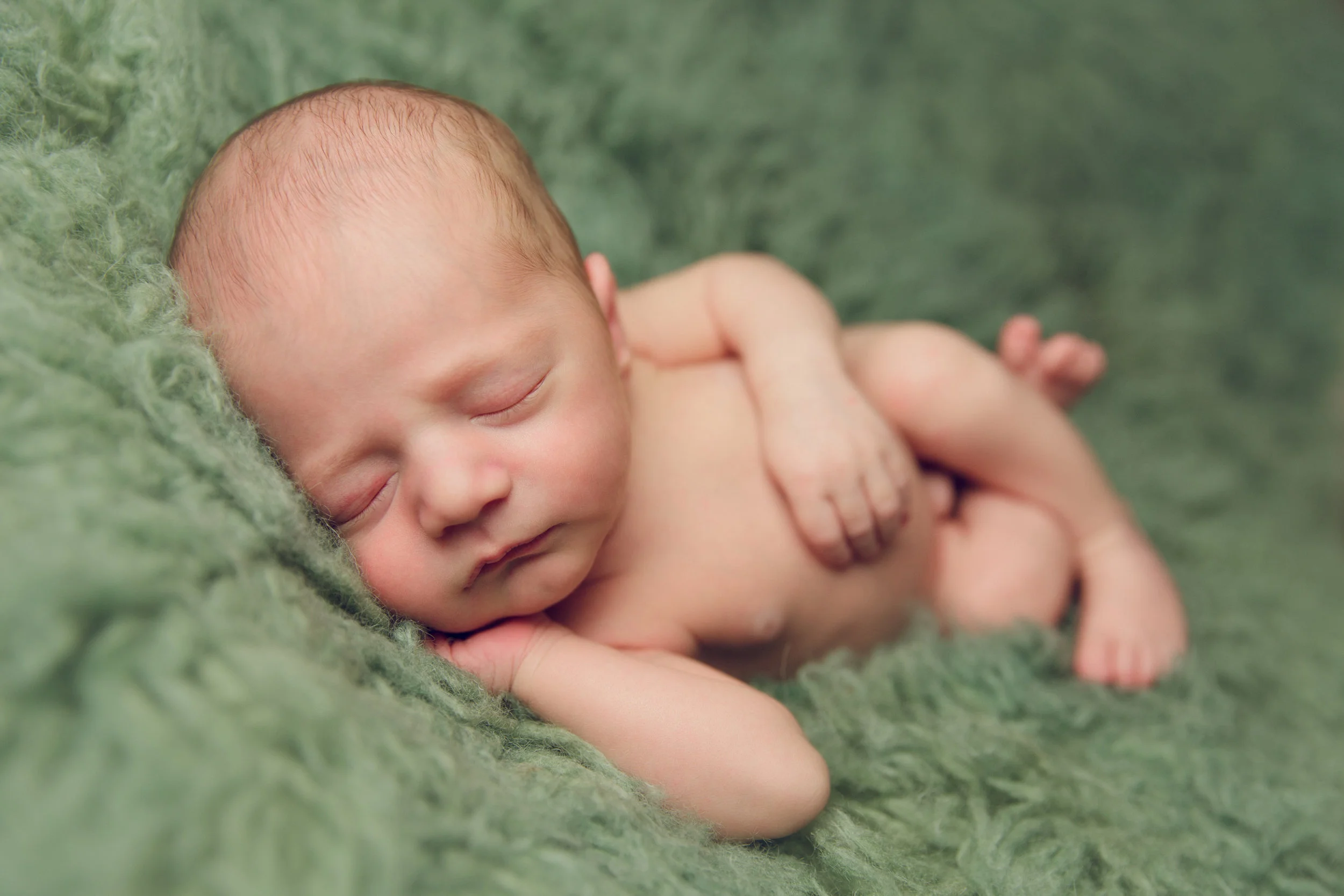 newborn cole (74).jpg