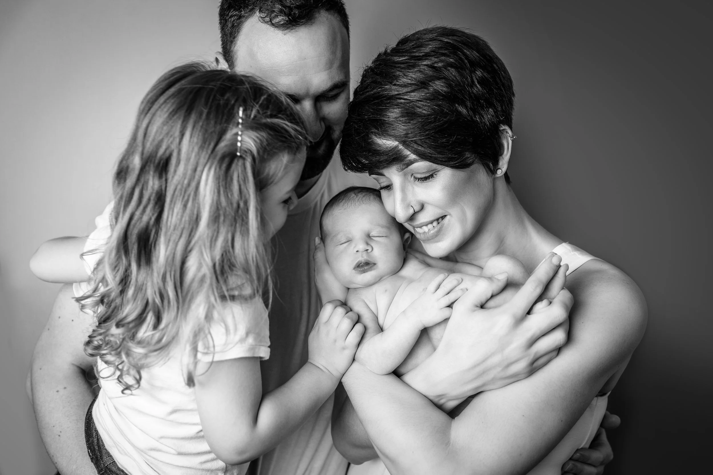 willow newborn photo (11).jpg